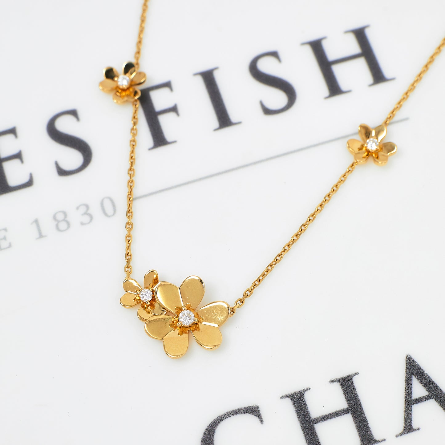 Pre-Owned 18ct Gold VAN CLEEF & ARPELS Diamond Flower Necklace