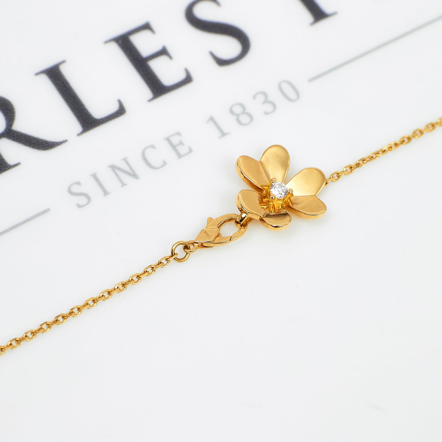 Pre-Owned 18ct Gold VAN CLEEF & ARPELS Diamond Flower Necklace