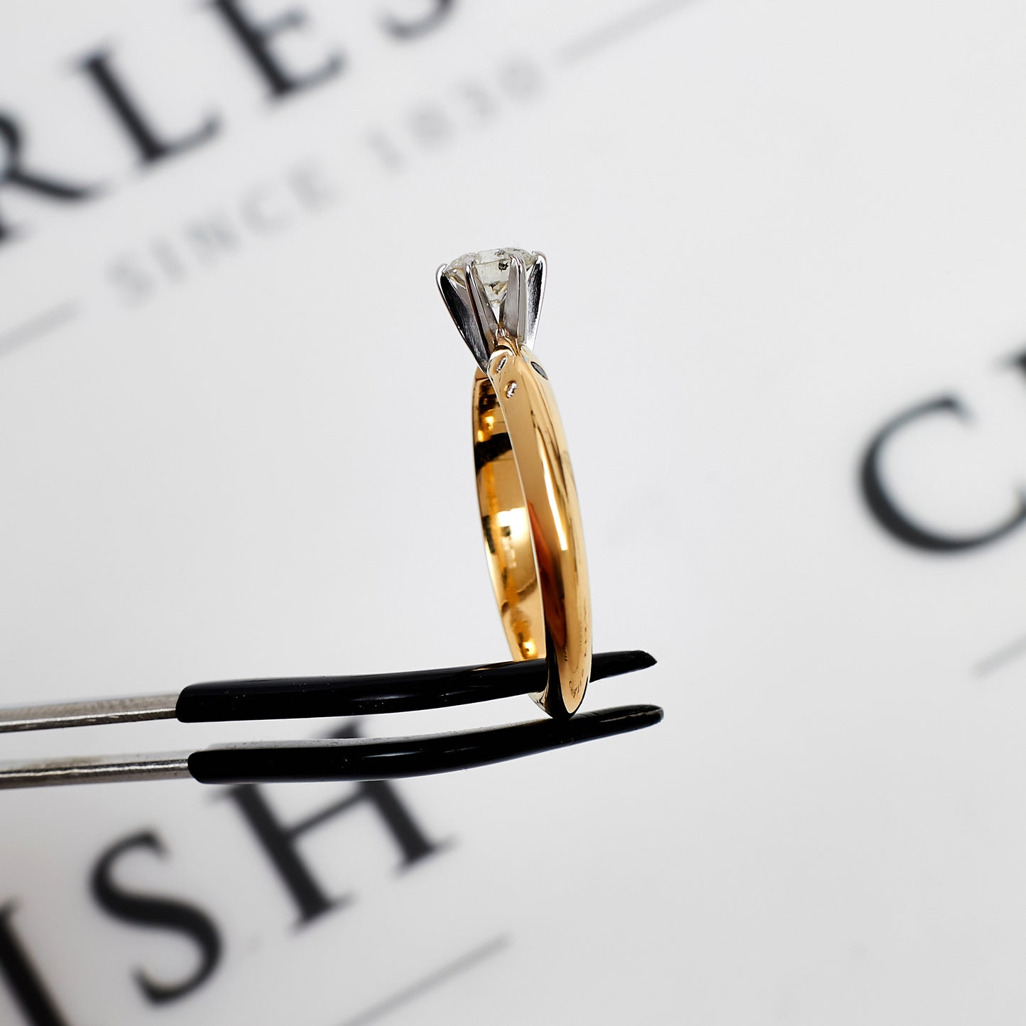Pre-Owned 18ct Gold Diamond Solitaire Engagement Ring Size T