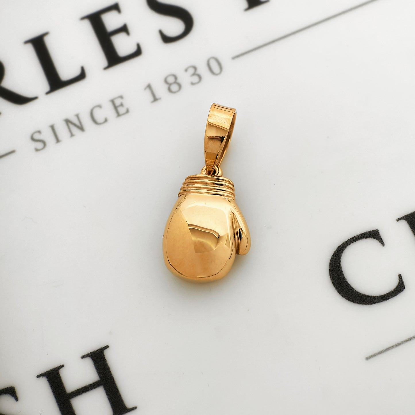 Pre-Owned 9ct Gold Boxing Glove Pendant