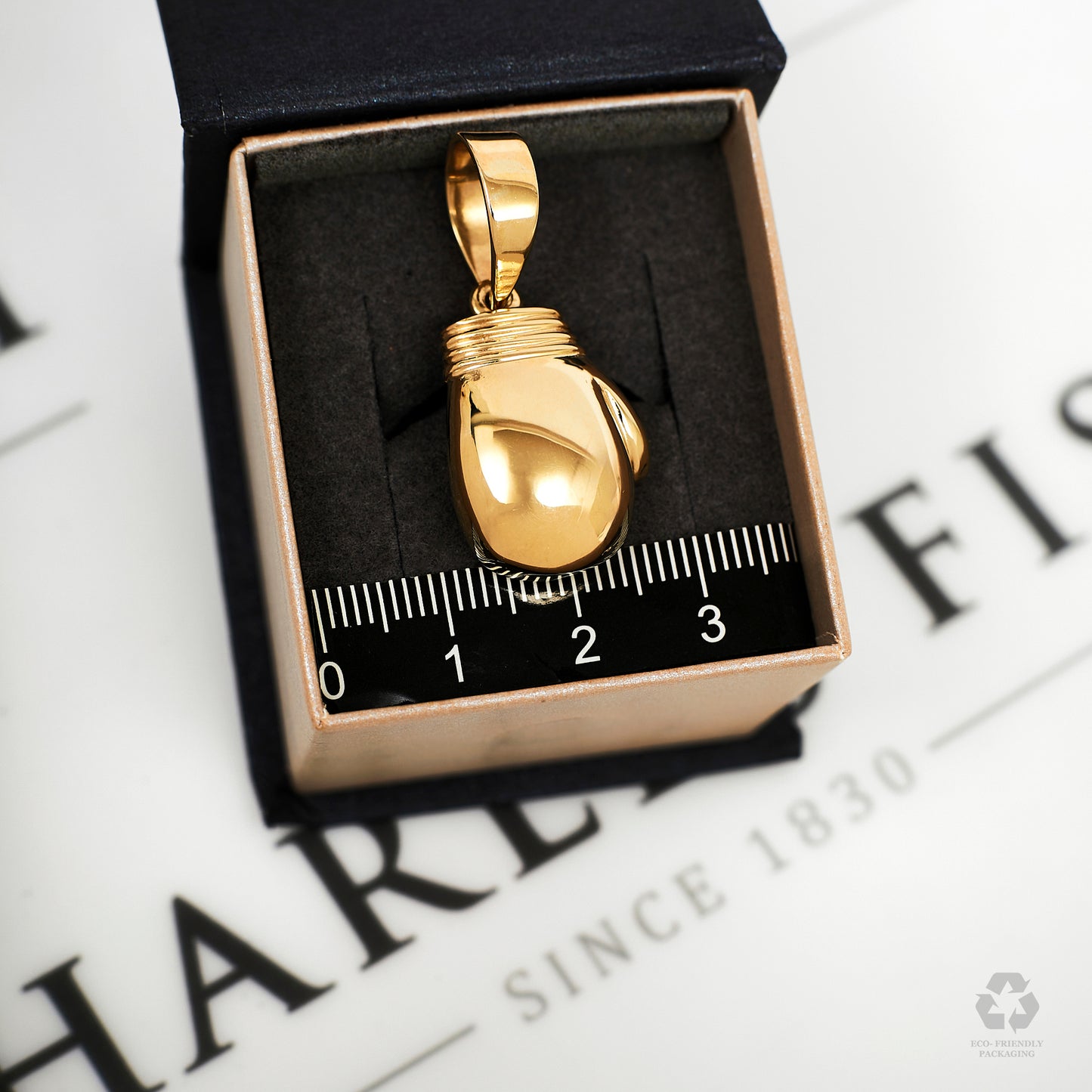 Pre-Owned 9ct Gold Boxing Glove Pendant