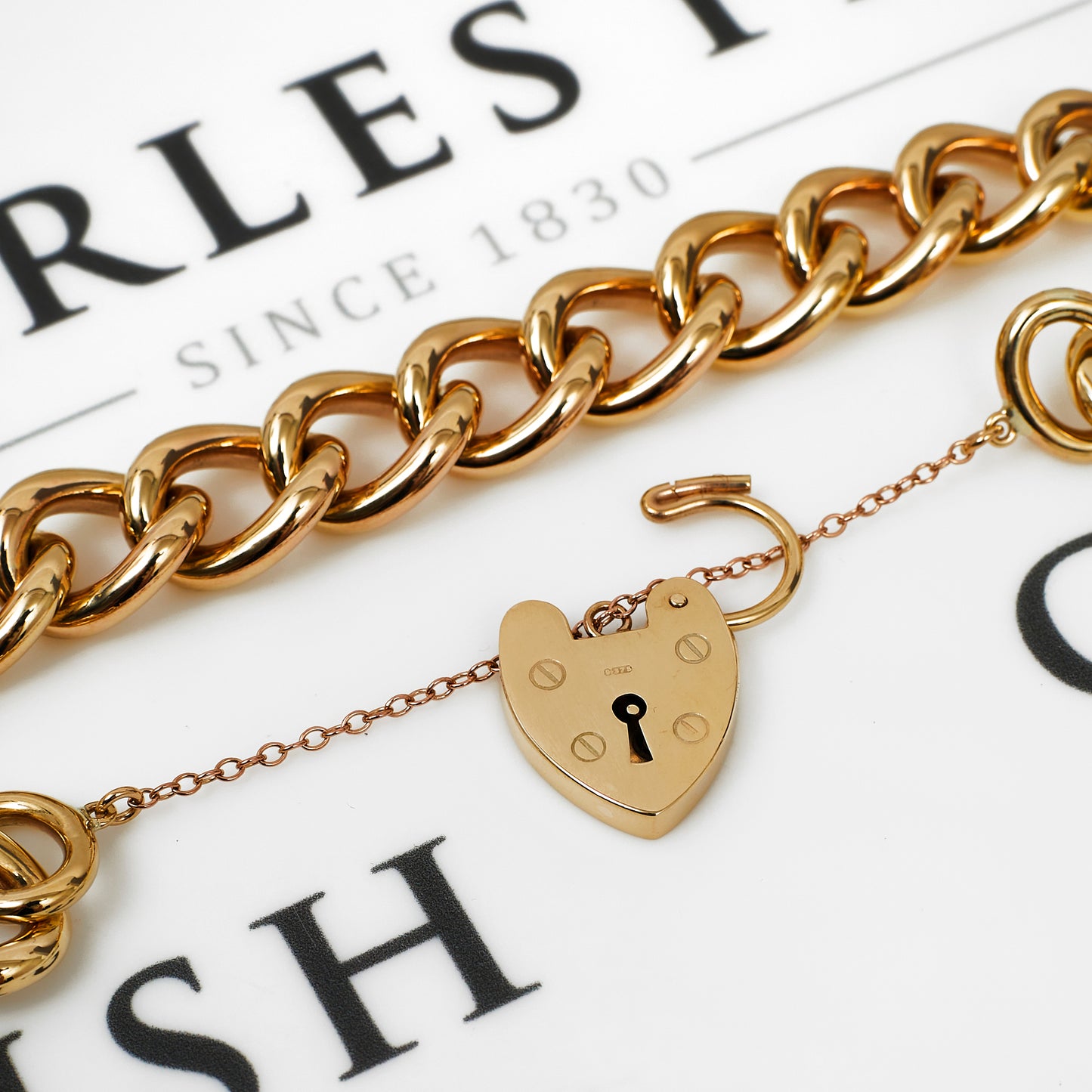 Pre-Owned 9ct Gold Heart Padlock Curb Bracelet