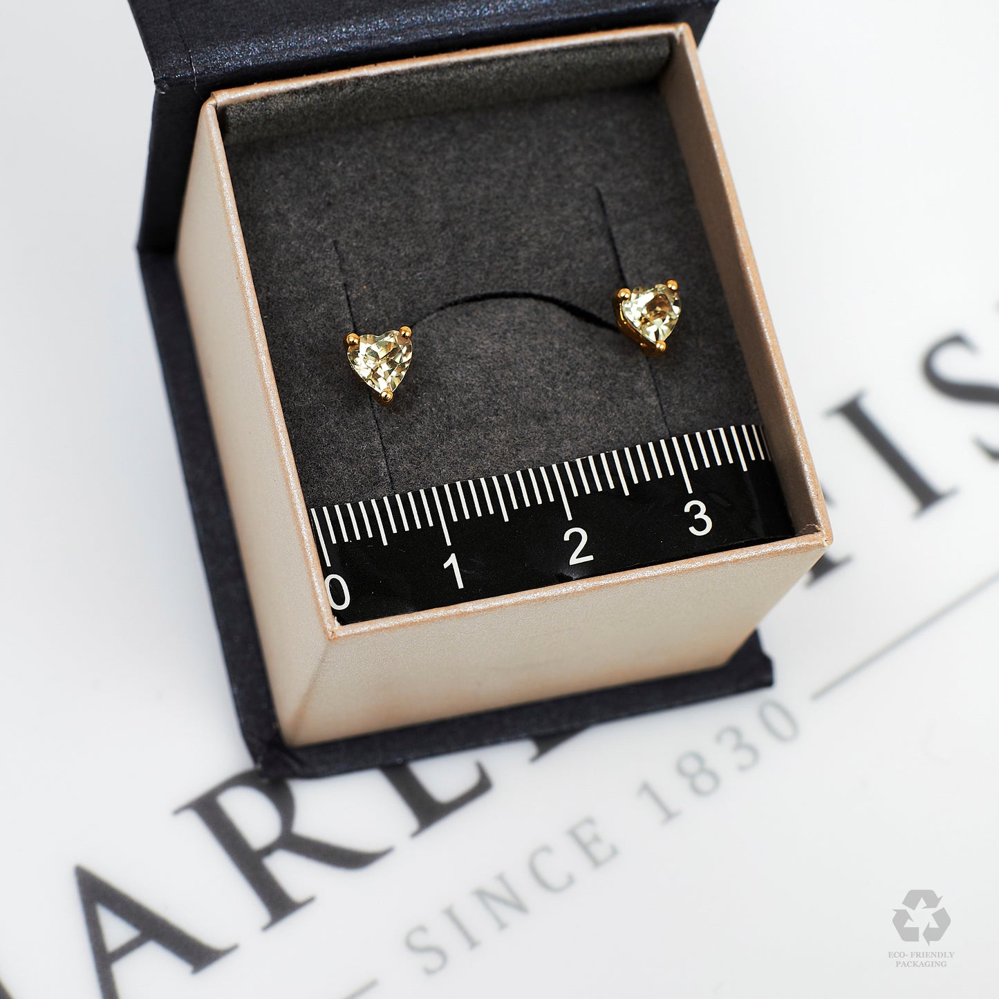 Pre-Owned 9ct Gold Heart Diaspore Stud Earrings
