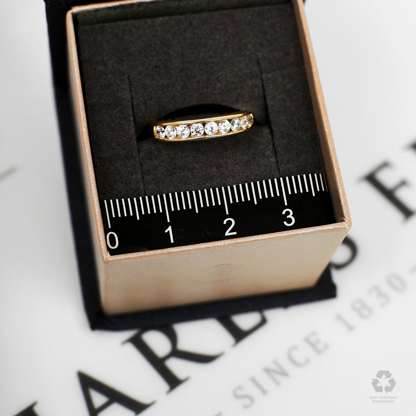 Pre-Owned 9ct Gold Cubic Zirconia Band Ring Size H