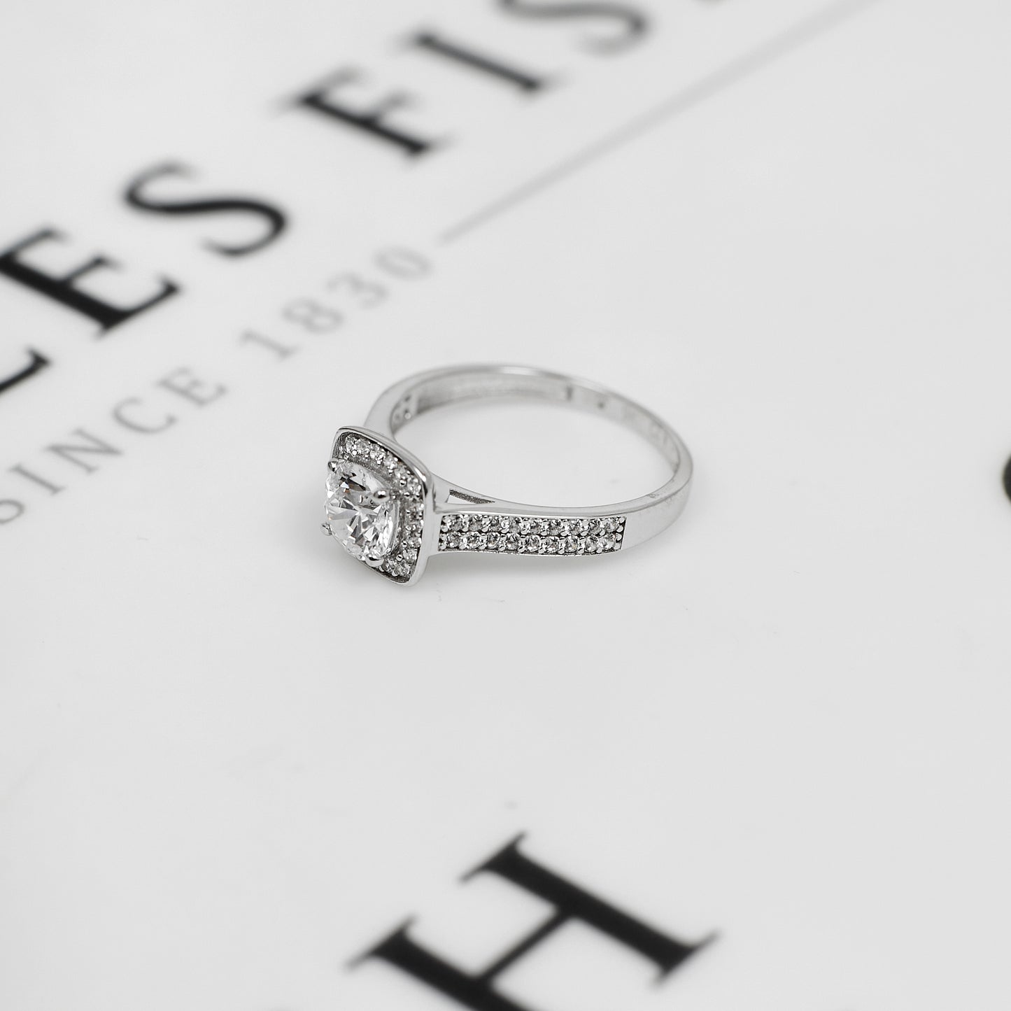 Pre-Owned 9ct White Gold CZ Square Frame Cluster Ring