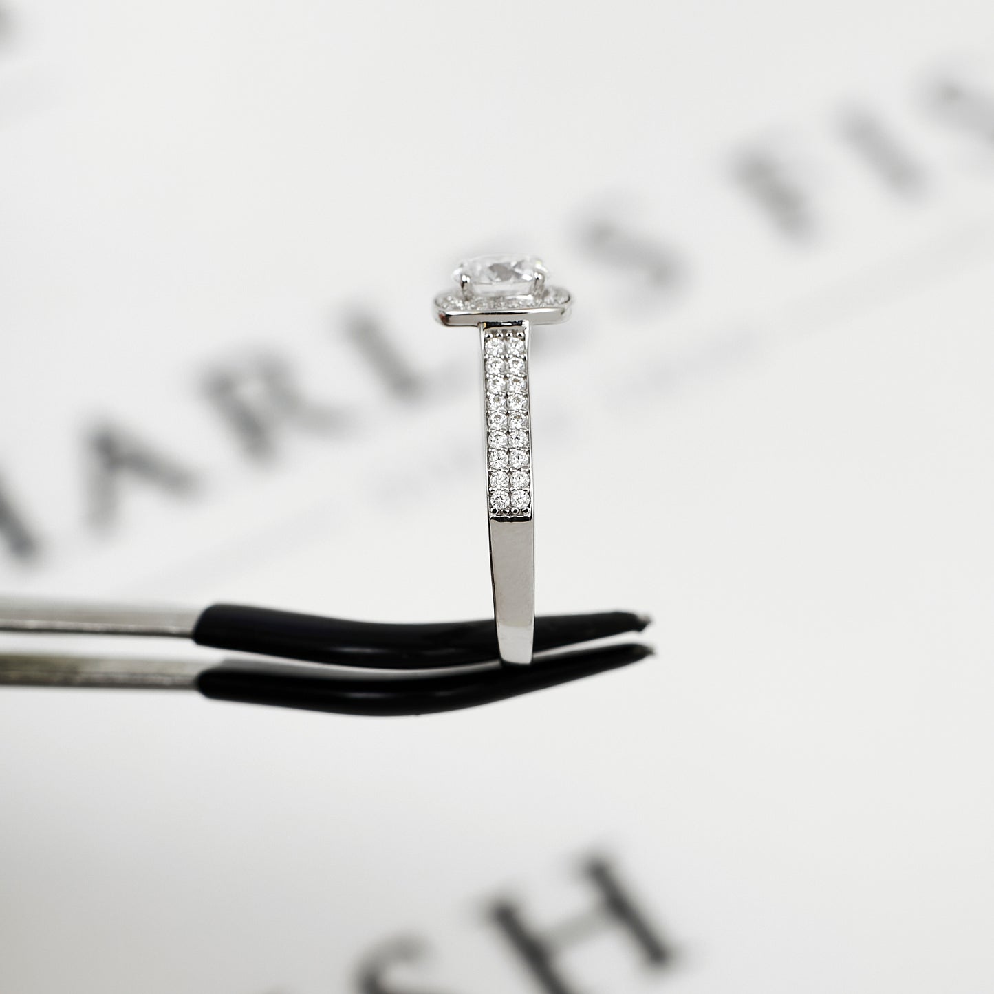Pre-Owned 9ct White Gold CZ Square Frame Cluster Ring