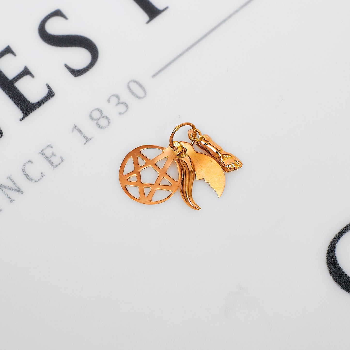 Pre-Owned 18ct Gold Portuguese Luck Charm