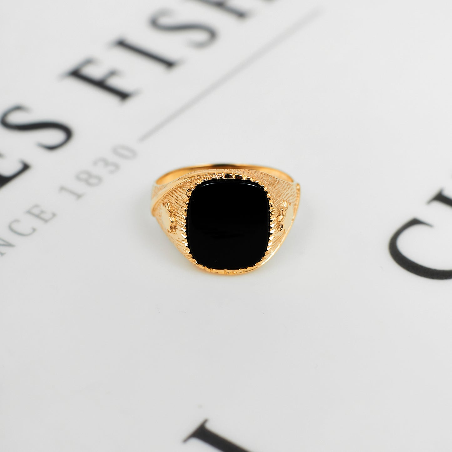 Pre-Owned 9ct Gold Square Onyx Signet Ring - Size V