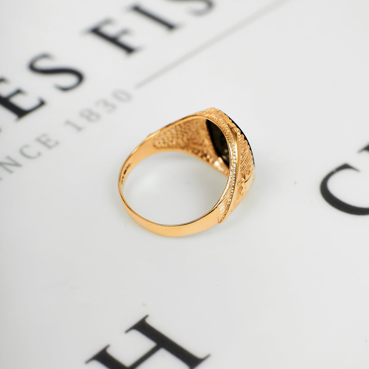 Pre-Owned 9ct Gold Square Onyx Signet Ring - Size V