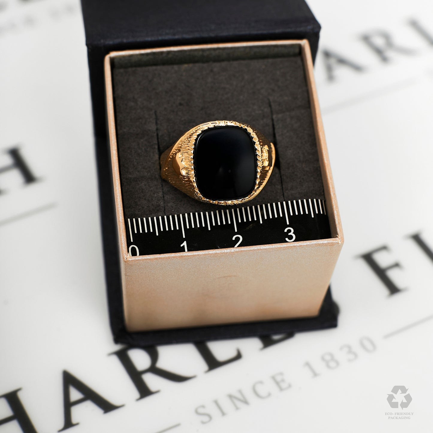 Pre-Owned 9ct Gold Square Onyx Signet Ring - Size V