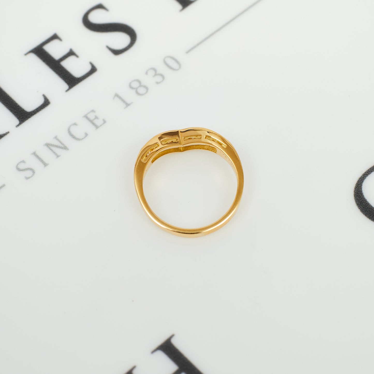 Pre-Owned 18ct Gold Diamond Wishbone Ring - Size O