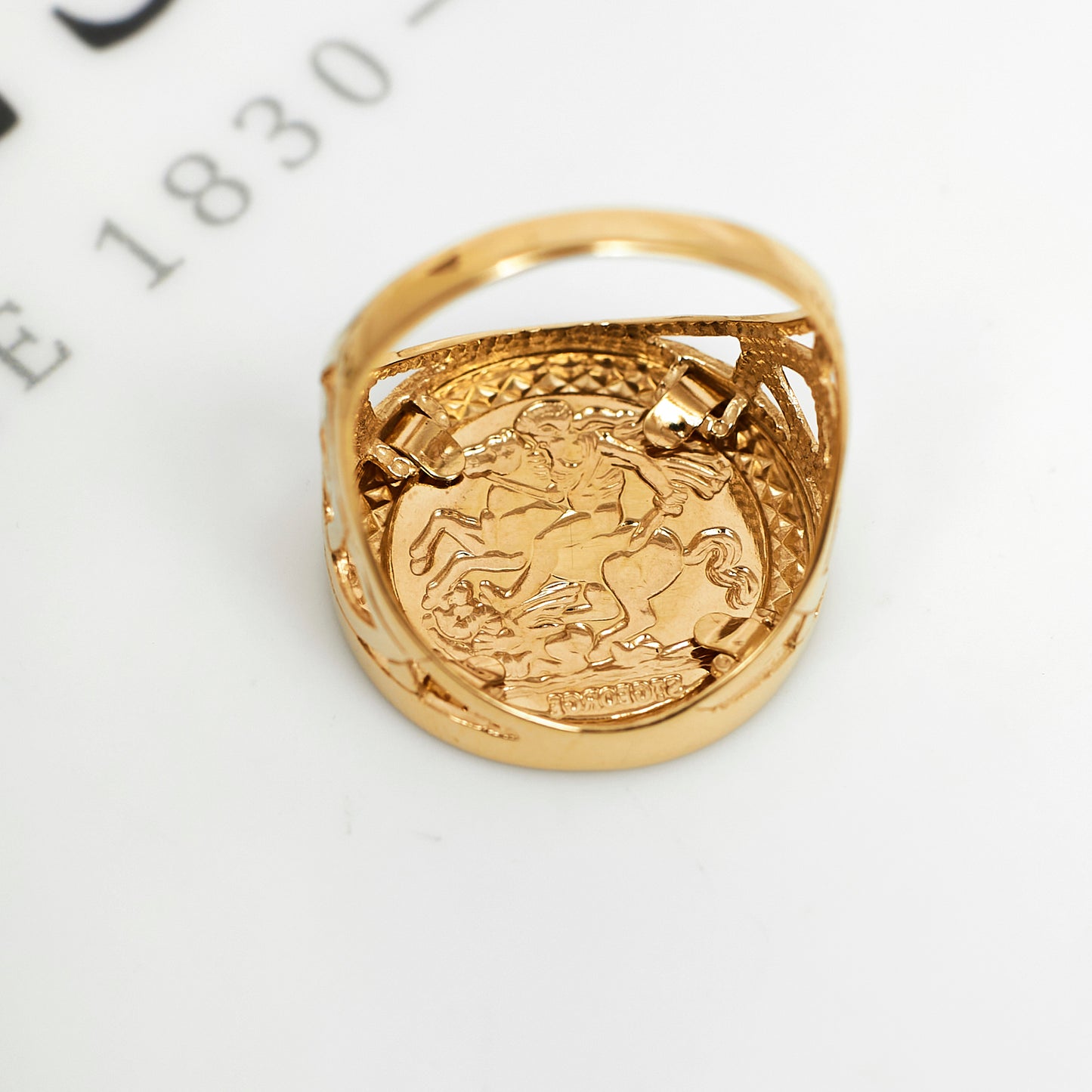 Pre-Owned 9ct Gold St George Ring - Size U