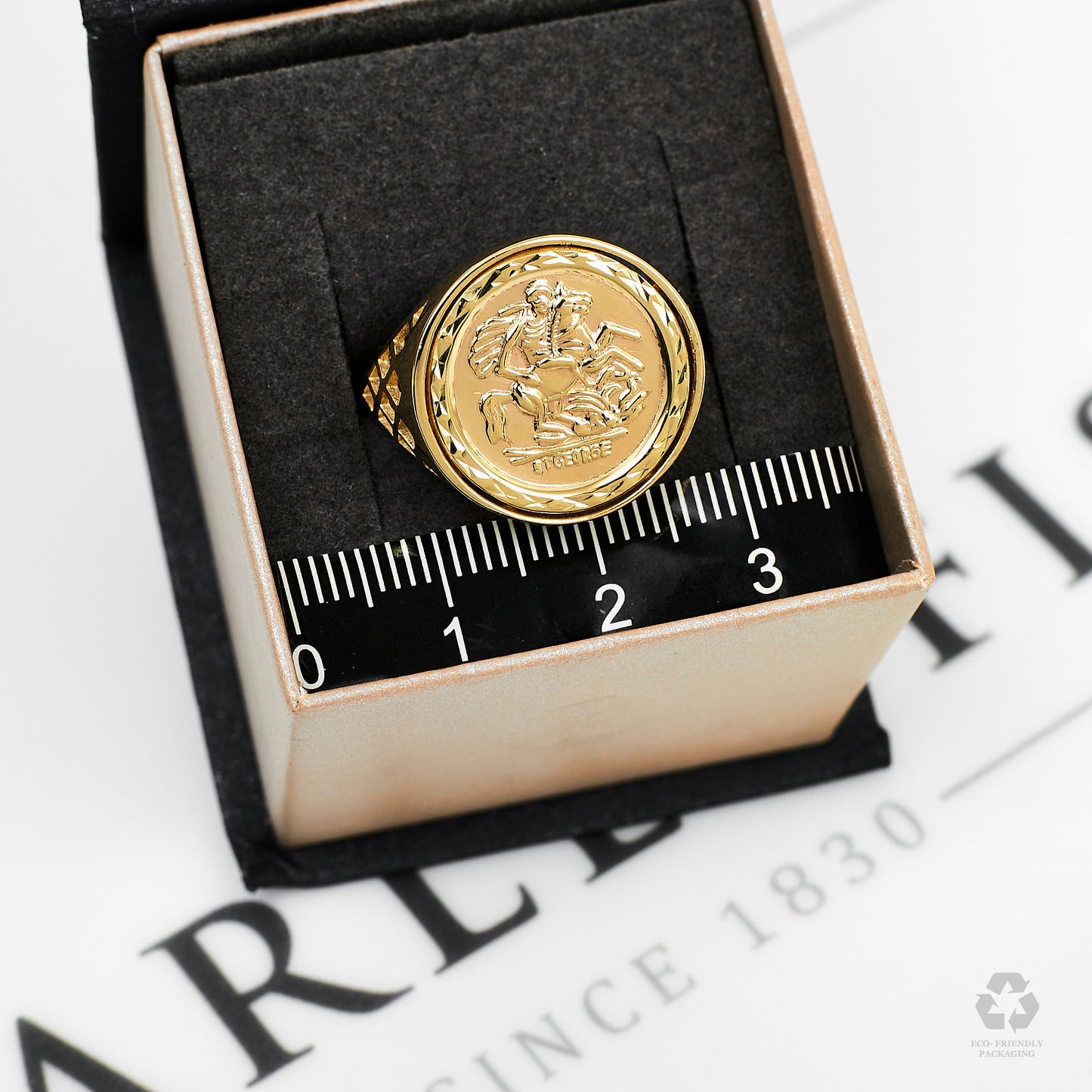 Pre-Owned 9ct Gold Round St George Ring Size W
