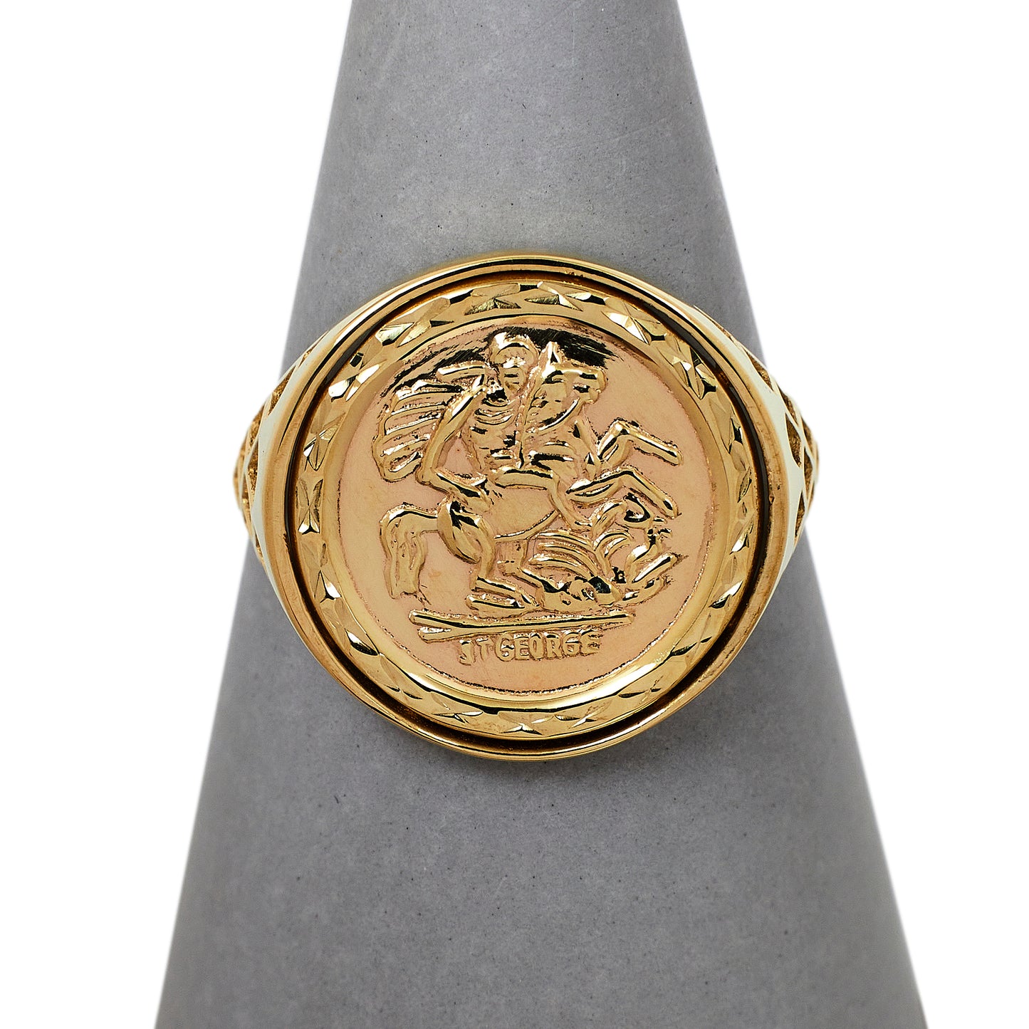 Pre-Owned 9ct Gold Round St George Ring Size W