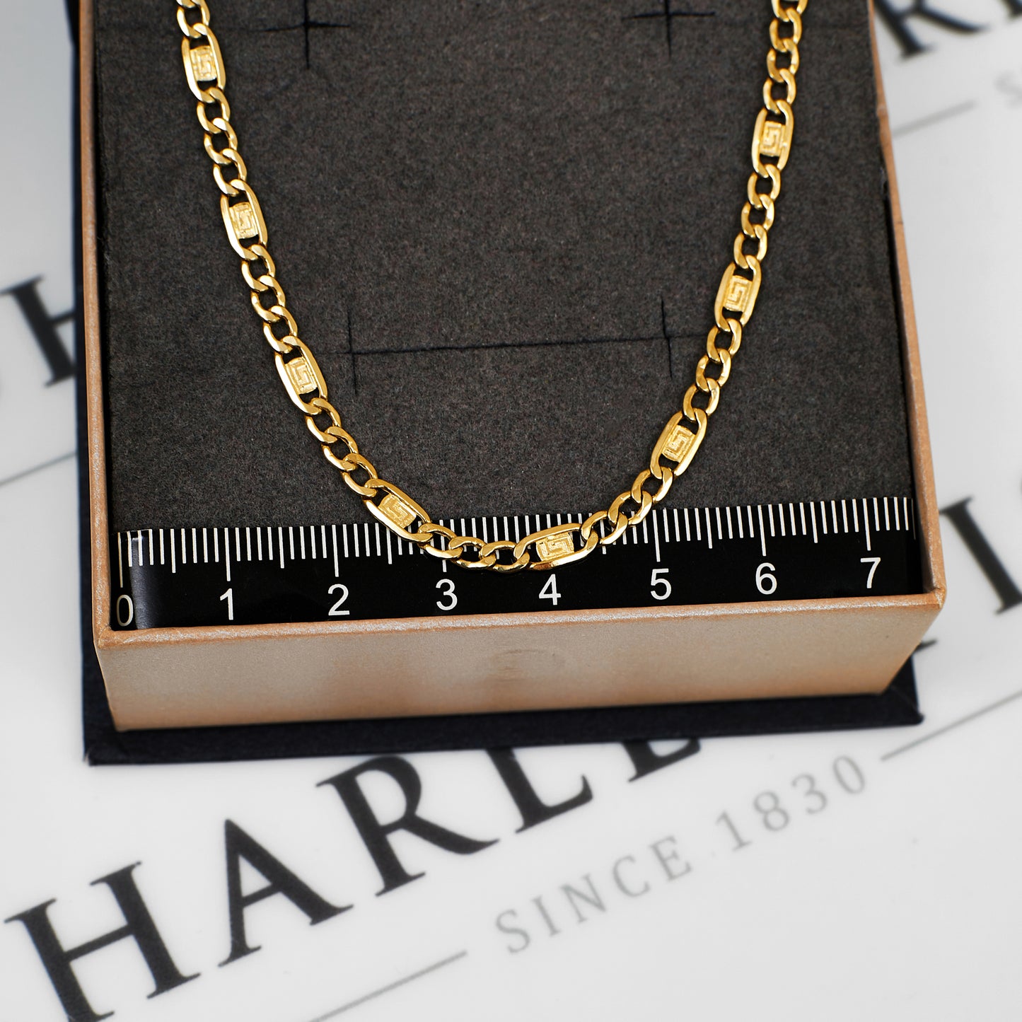 Pre-Owned 18ct Gold 3+1 Figaro/Anchor Link Necklace