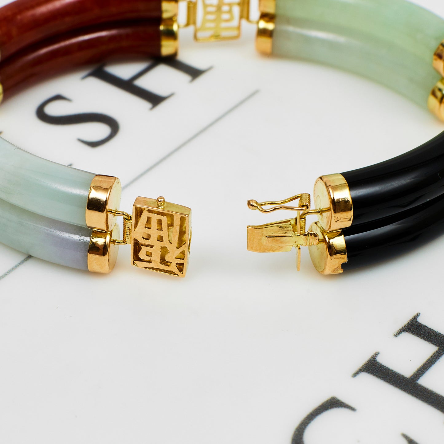 Pre-Owned 14ct Gold Onyx & 2 Colour Jade Chinese Bracelet