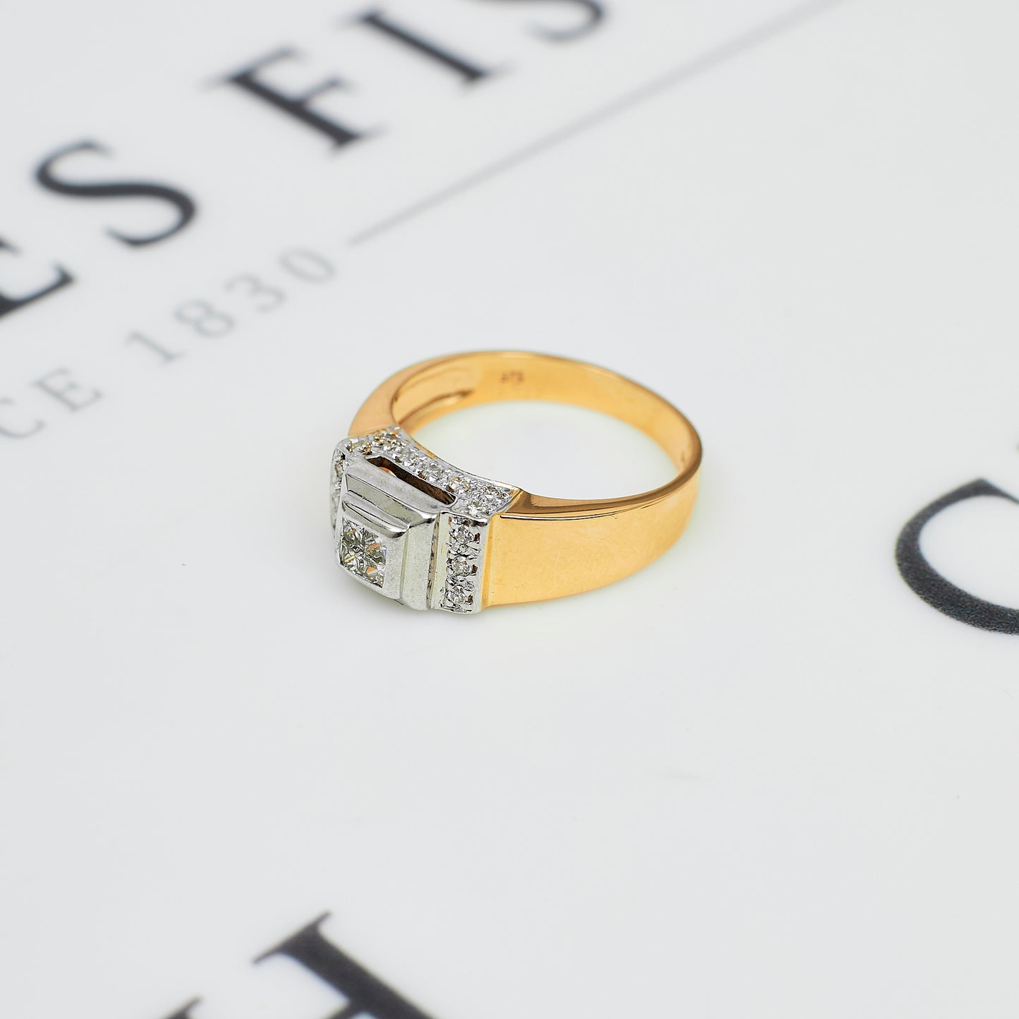 Pre-Owned 9ct Gold 4 Princess Cut Diamond Cluster Ring