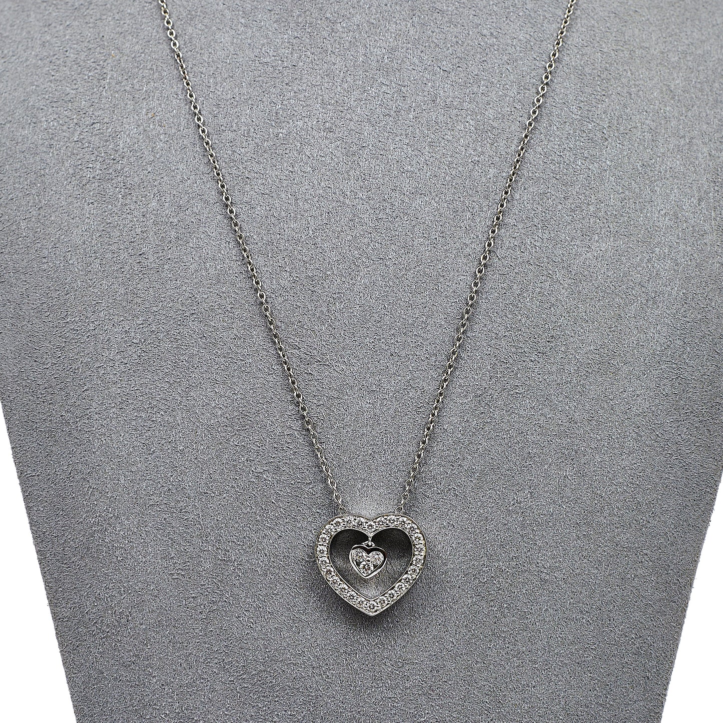 Pre-Owned 18ct White Gold & Diamond Heart Pendant Necklace