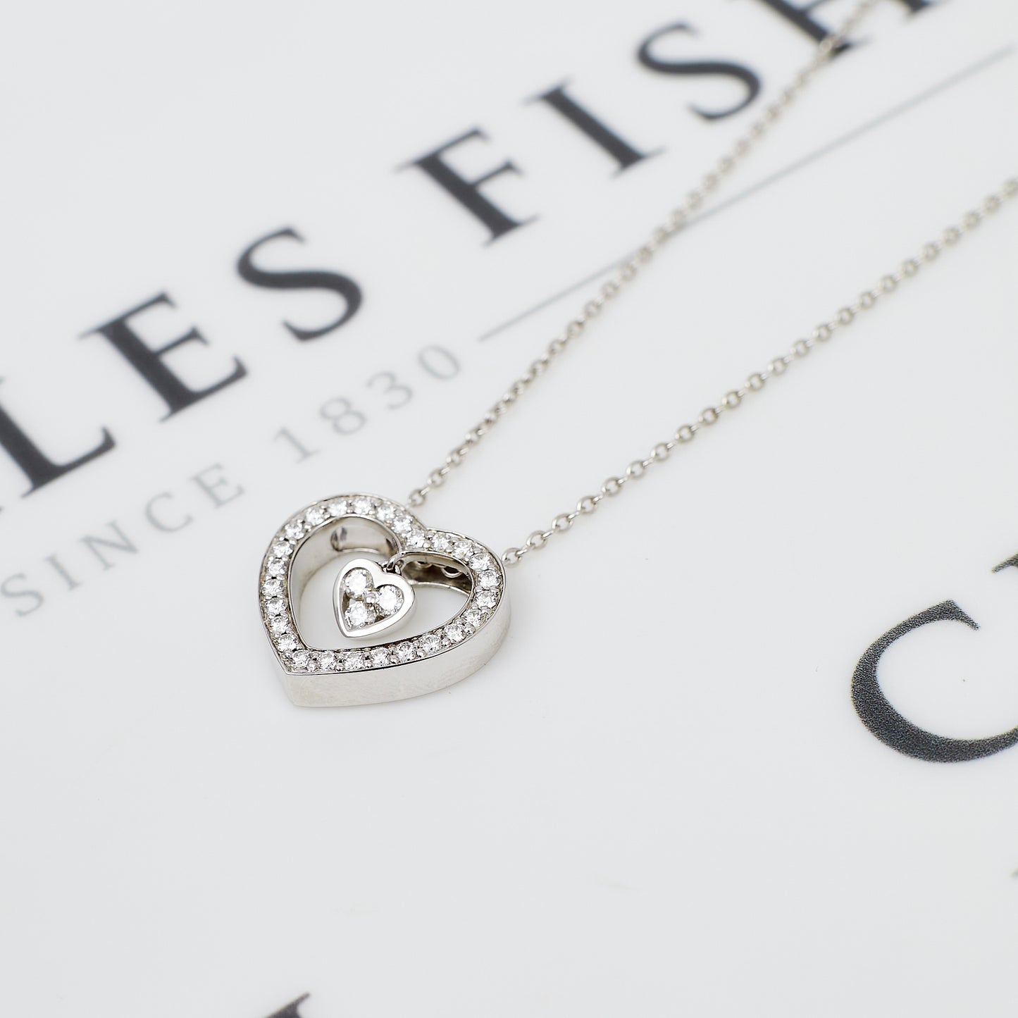 Pre-Owned 18ct White Gold & Diamond Heart Pendant Necklace