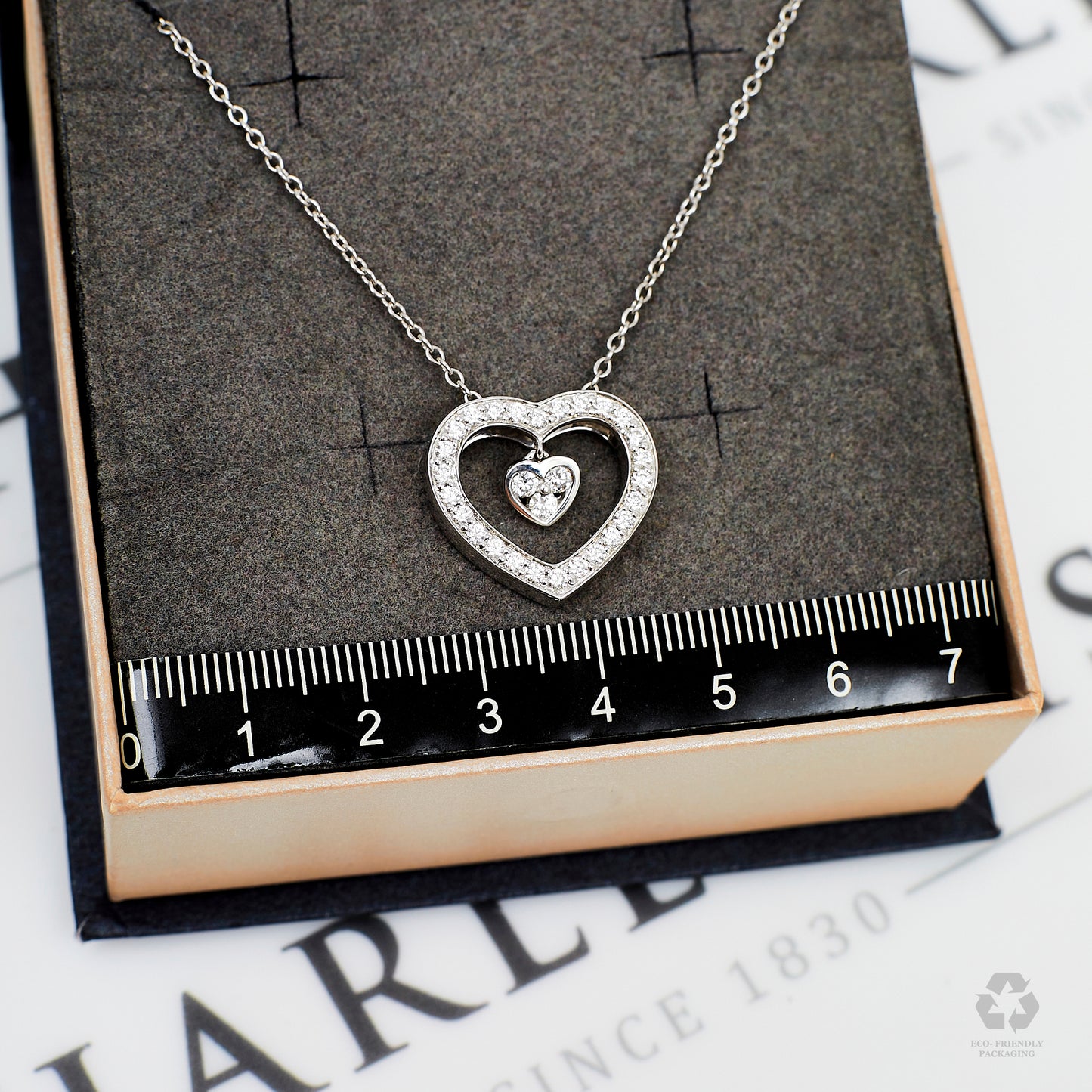 Pre-Owned 18ct White Gold & Diamond Heart Pendant Necklace