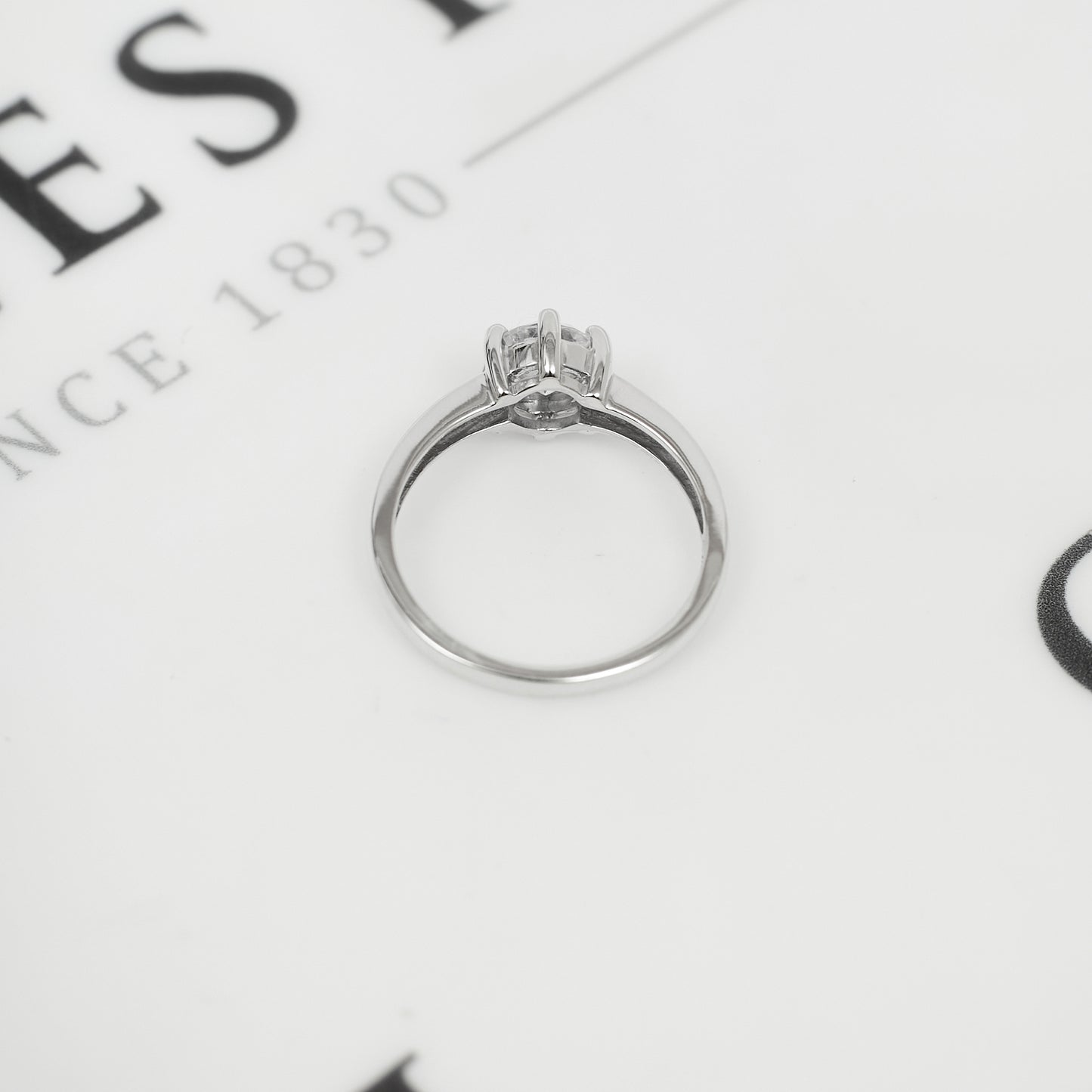 Pre-Owned 9ct White Gold Cubic Zirconia Dress Ring