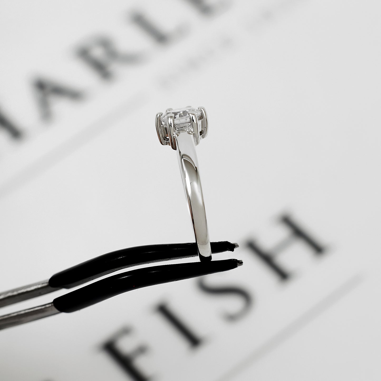 Pre-Owned 9ct White Gold Cubic Zirconia Dress Ring