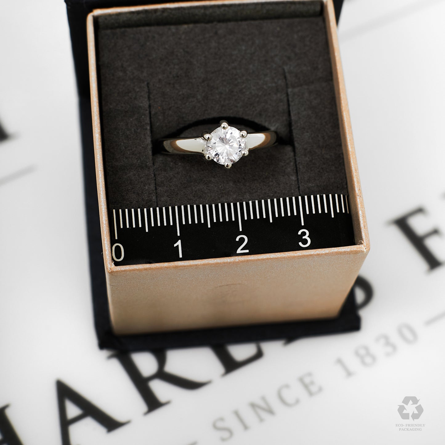 Pre-Owned 9ct White Gold Cubic Zirconia Dress Ring