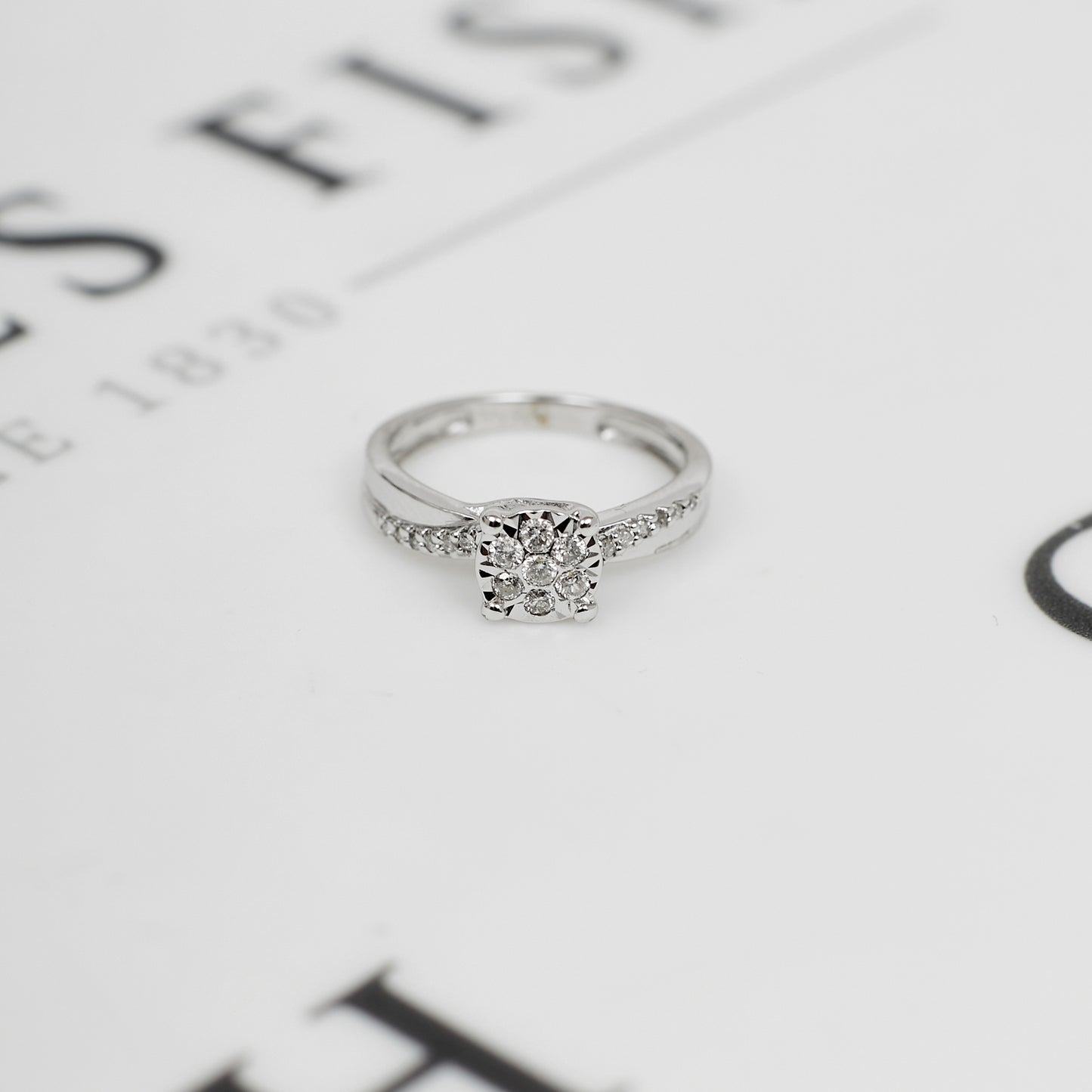 Pre-Owned 9ct White Gold Diamond Cluster Ring - Size H