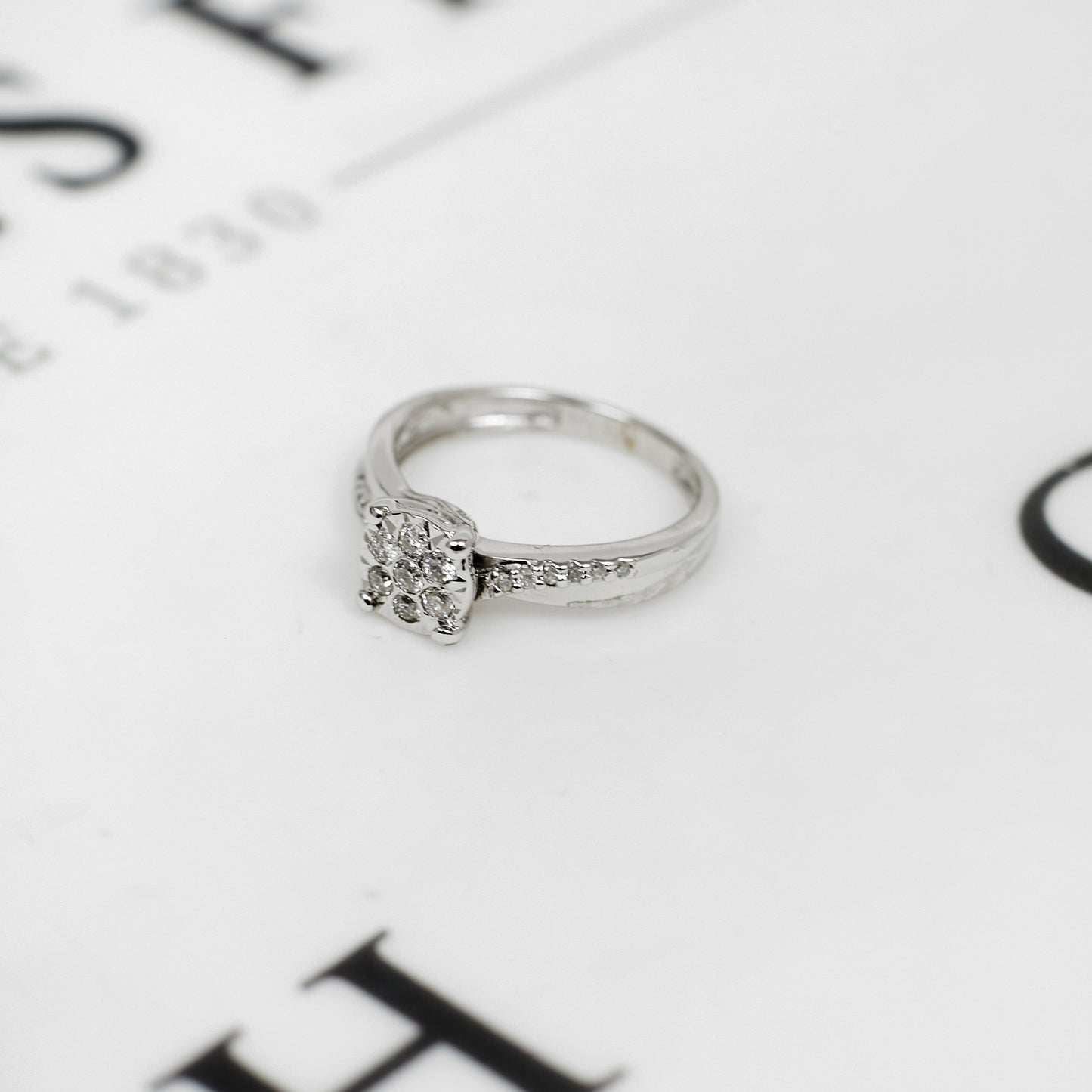 Pre-Owned 9ct White Gold Diamond Cluster Ring - Size H