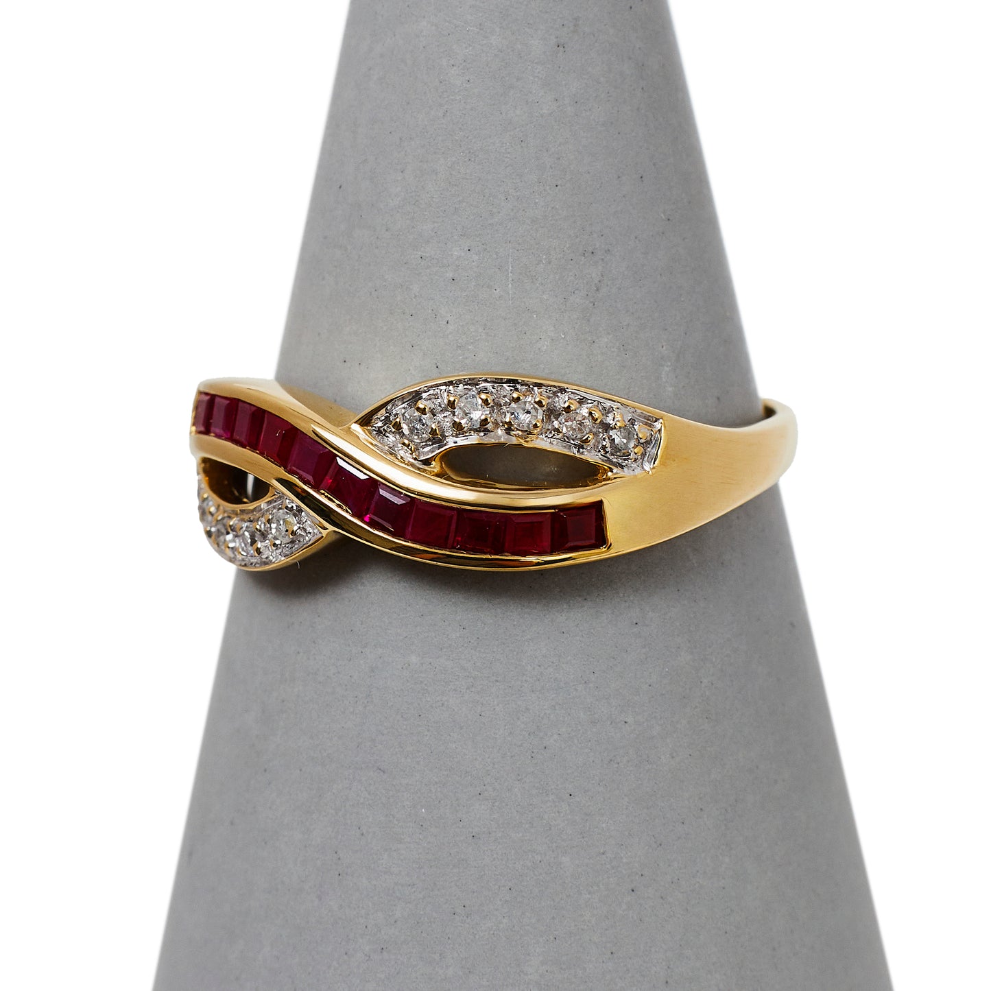 Pre-Owned 9ct Gold Ruby & Diamond Crossover Ring