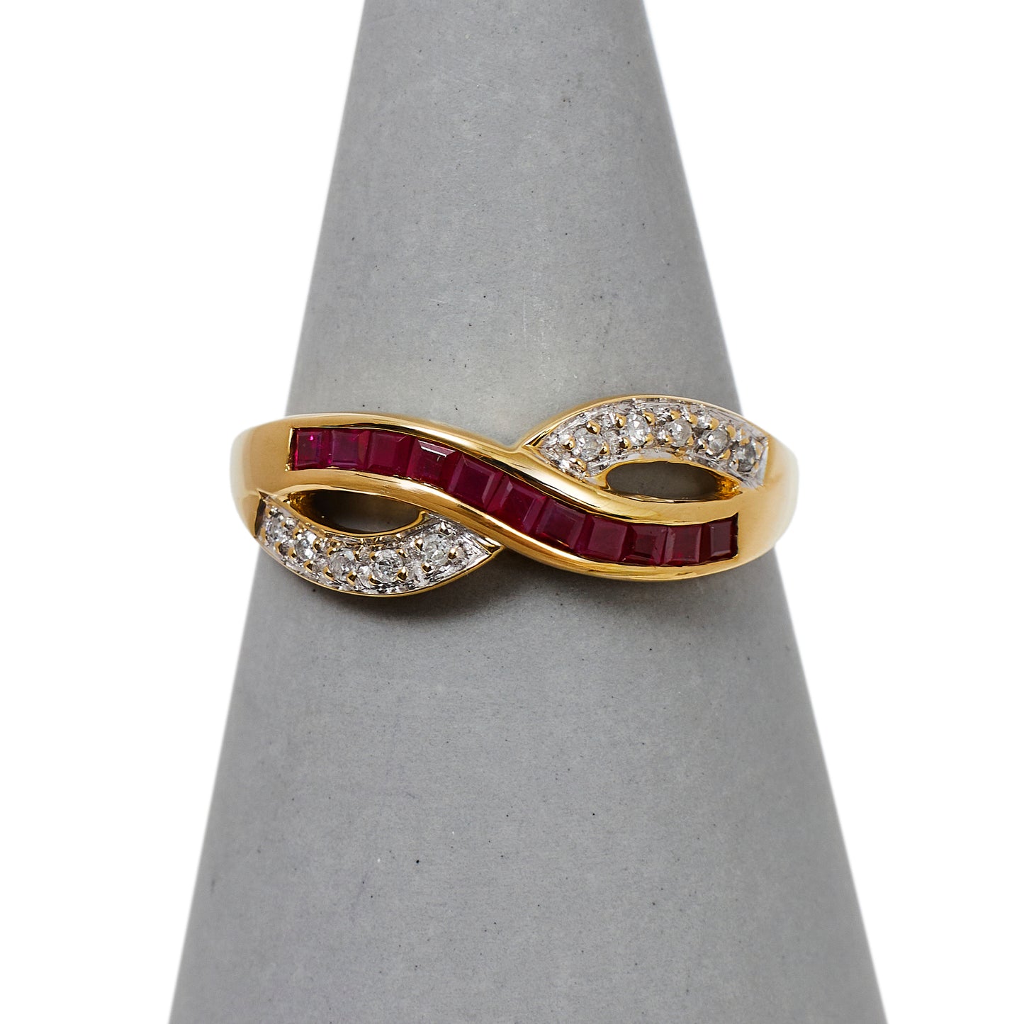 Pre-Owned 9ct Gold Ruby & Diamond Crossover Ring