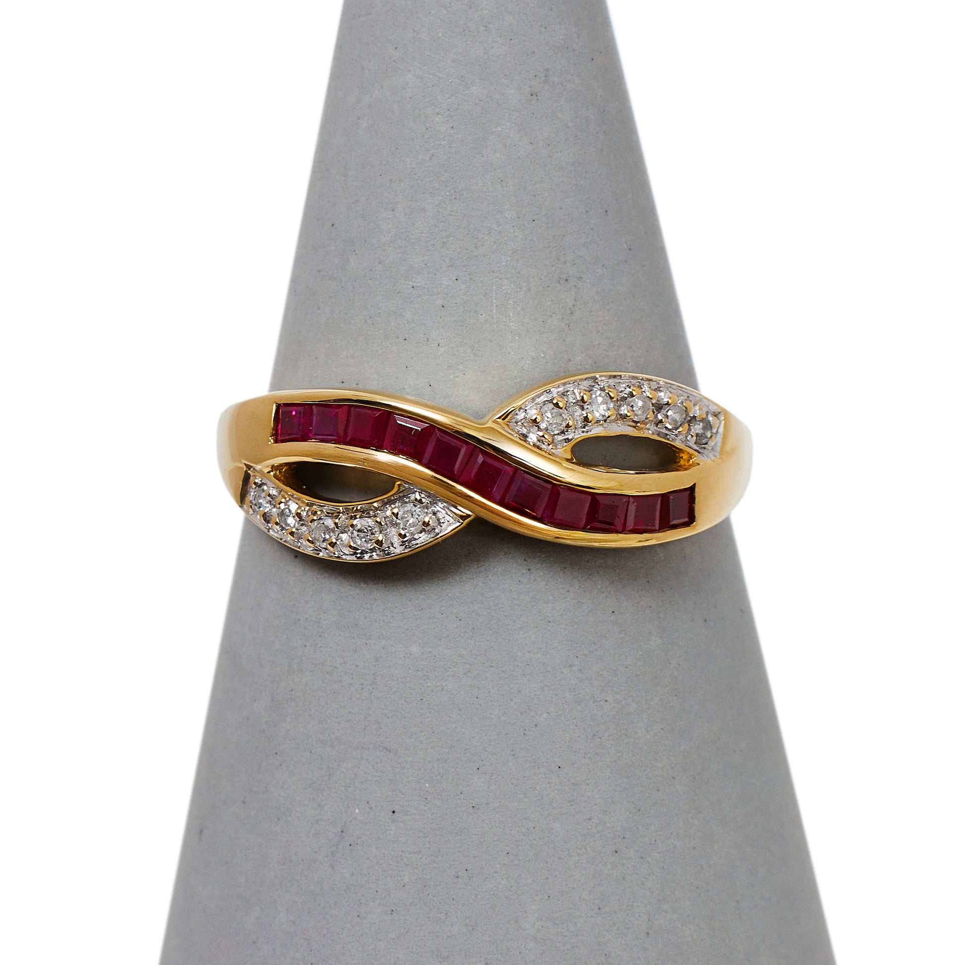 Pre-Owned 9ct Gold Ruby & Diamond Crossover Ring