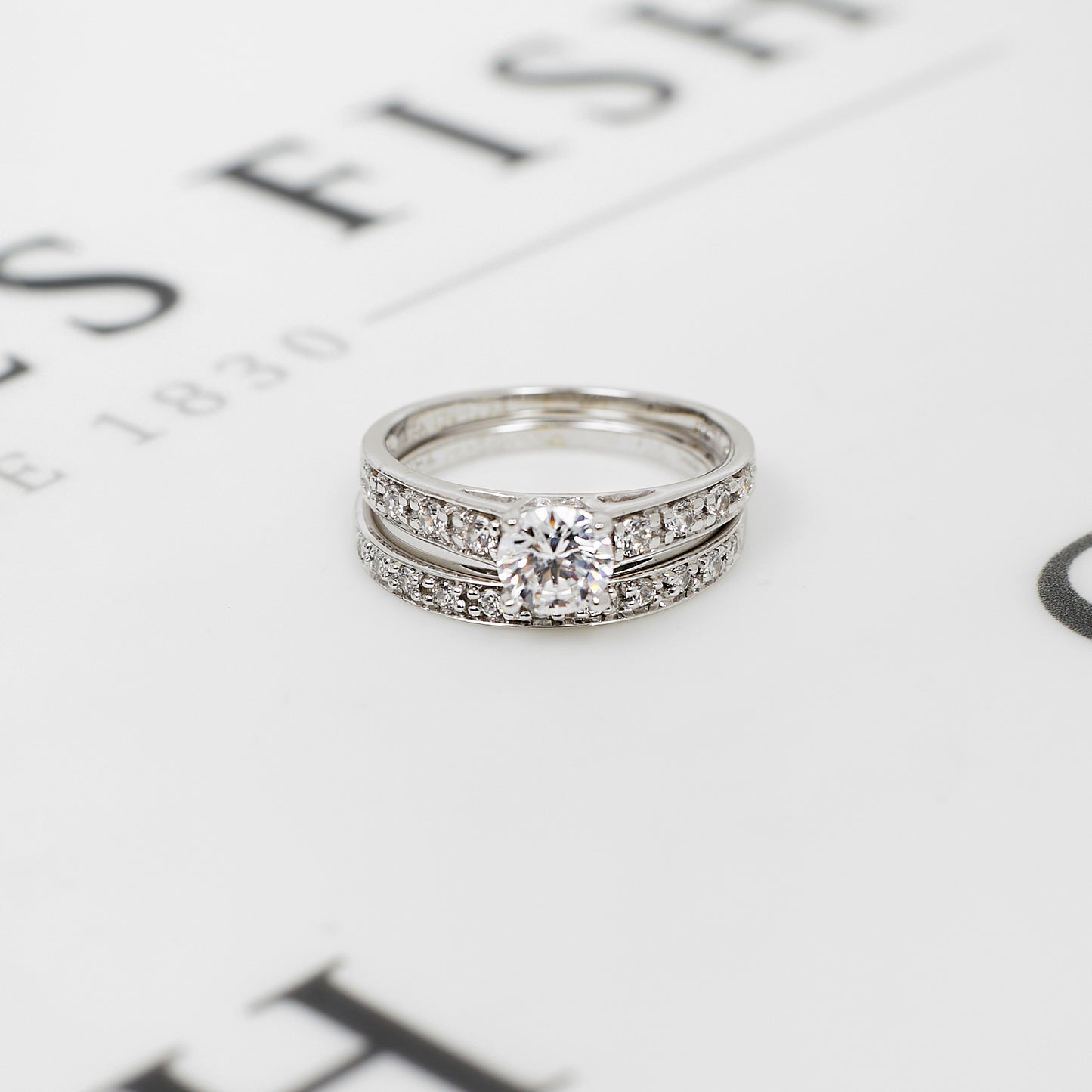 Pre-Owned 18ct White Gold CZ Wedding Ring Set