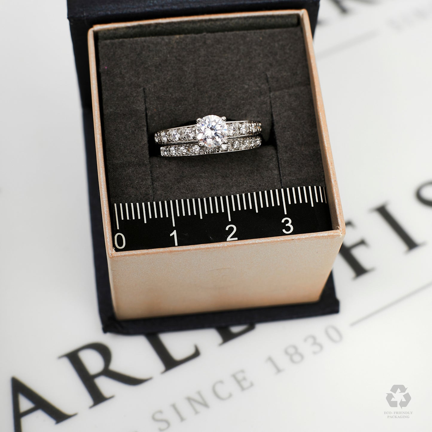 Pre-Owned 18ct White Gold CZ Wedding Ring Set