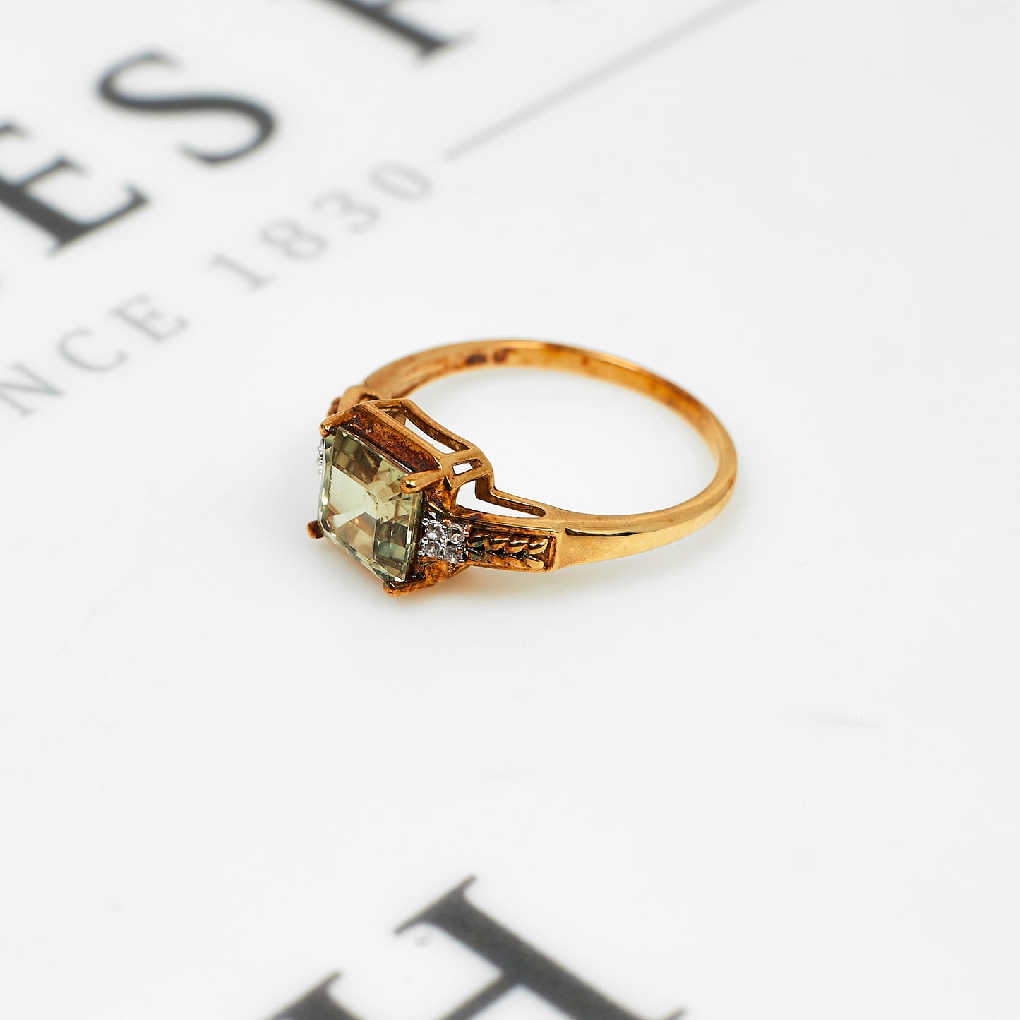 Pre-Owned 9ct Gold Diaspore & White Zircon Ring