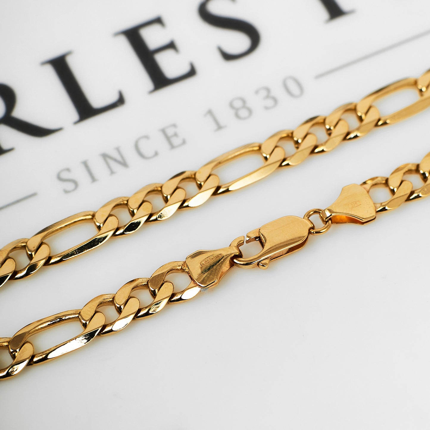 Pre-Owned 9ct Gold 6mm Figaro Chain Necklace 30 inches