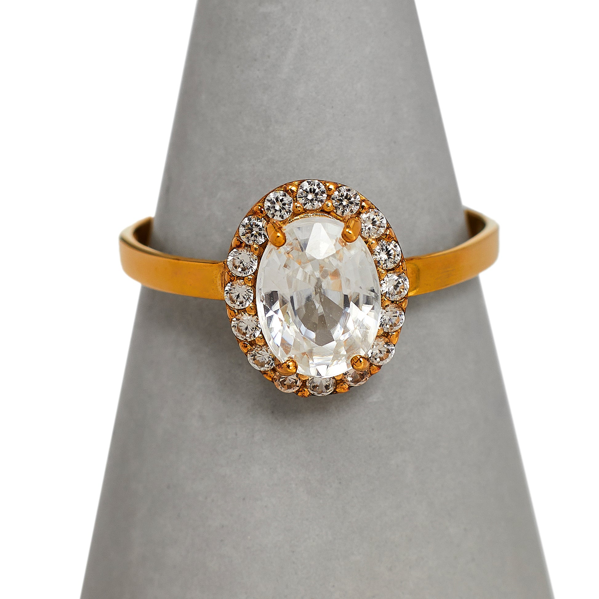 Pre-Owned 9ct Gold Oval White Zircon Cluster Ring Size Q