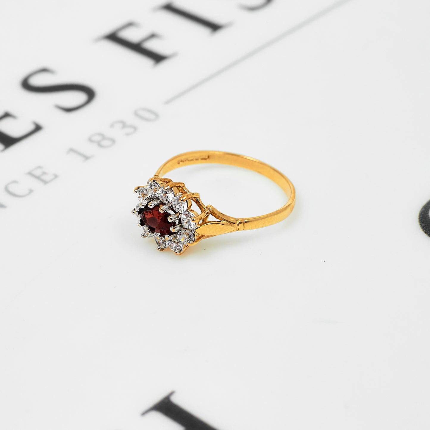 Pre-Owned 9ct Gold Oval Garnet & CZ Cluster Ring