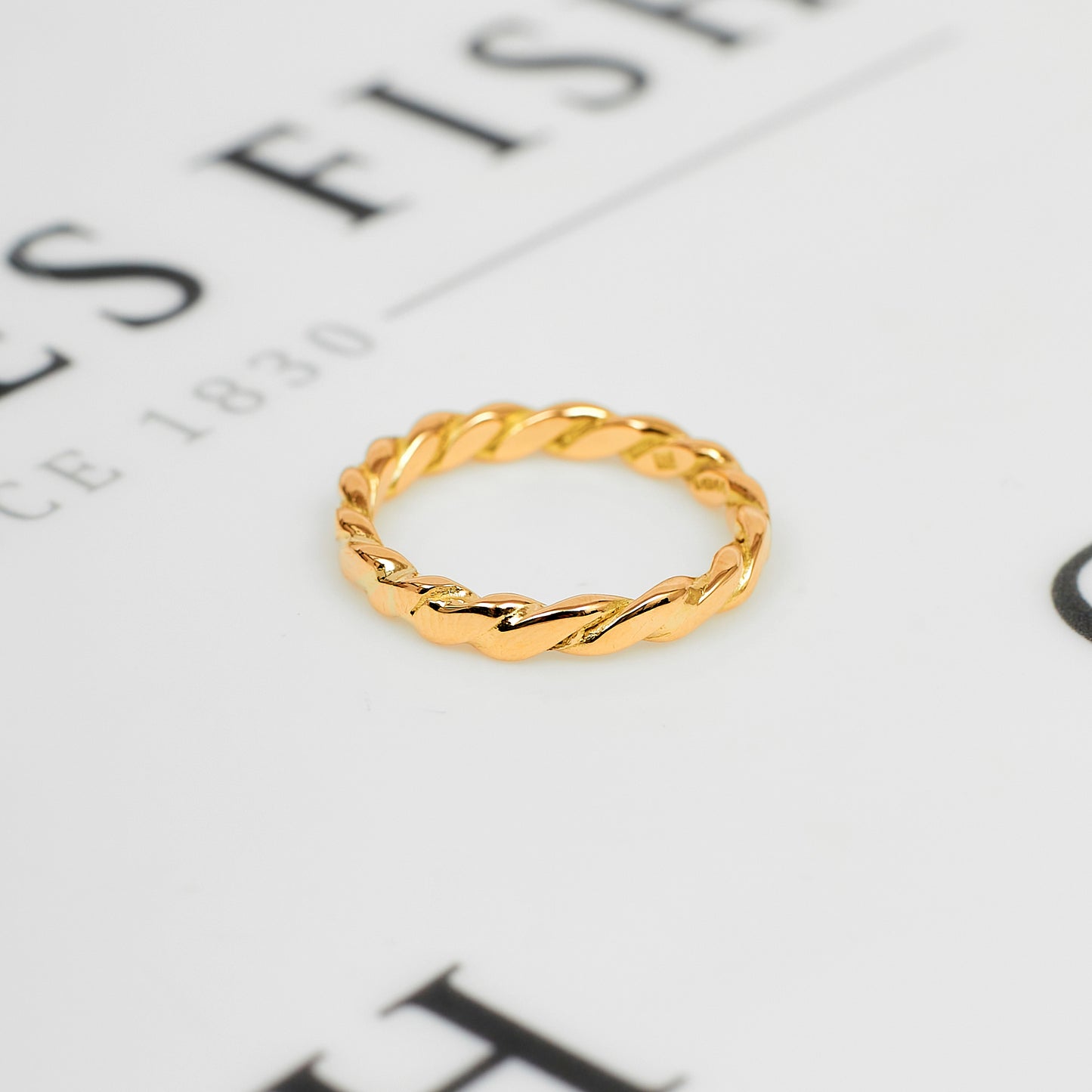Pre-Owned 14ct Gold Twist Band Ring - Size S
