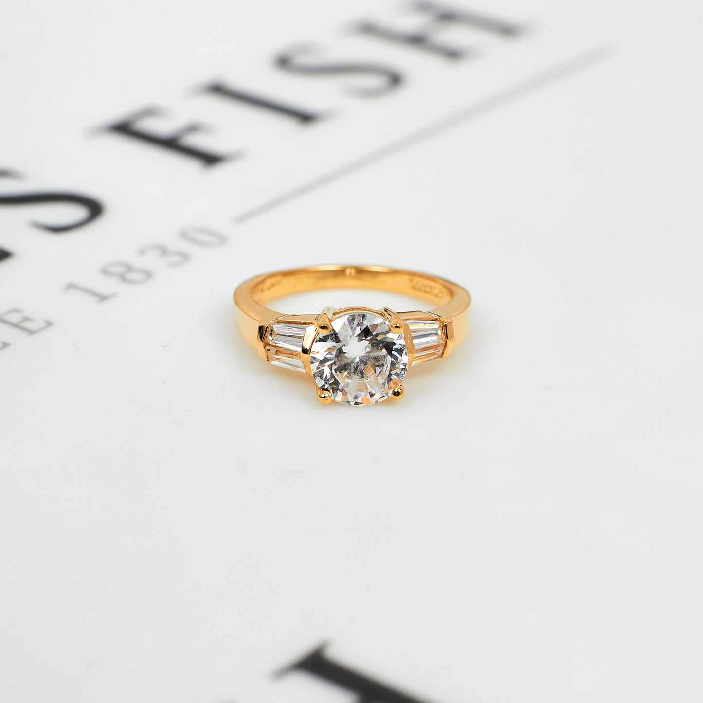 Pre-Owned 14ct Gold Cubic Zirconia Dress Ring