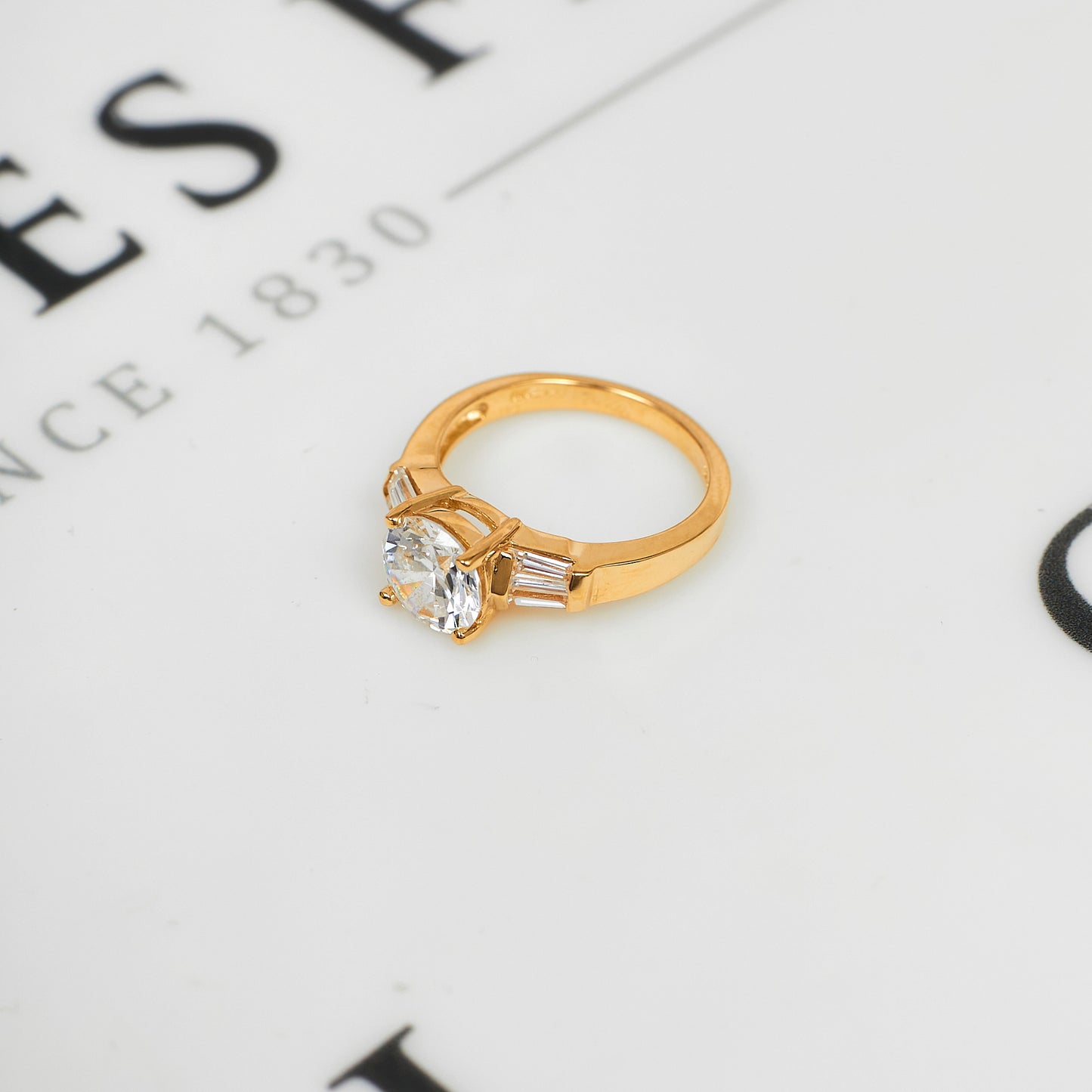 Pre-Owned 14ct Gold Cubic Zirconia Dress Ring