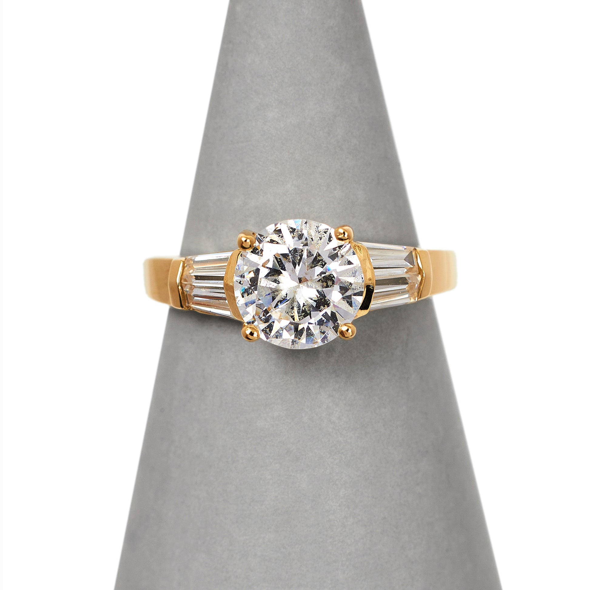 Pre-Owned 14ct Gold Cubic Zirconia Dress Ring