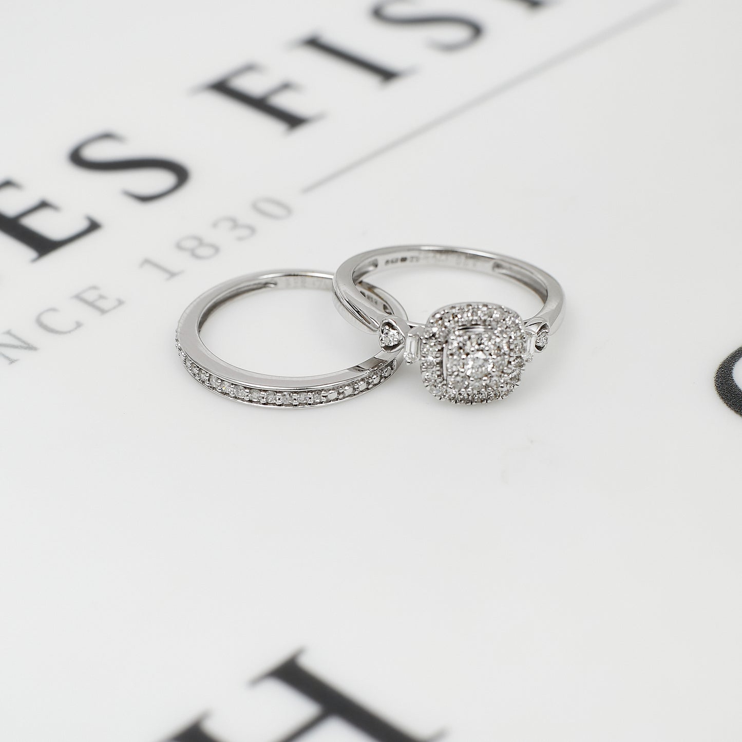 Pre-Owned 9ct White Gold 2 Piece Diamond Ring Wedding Set