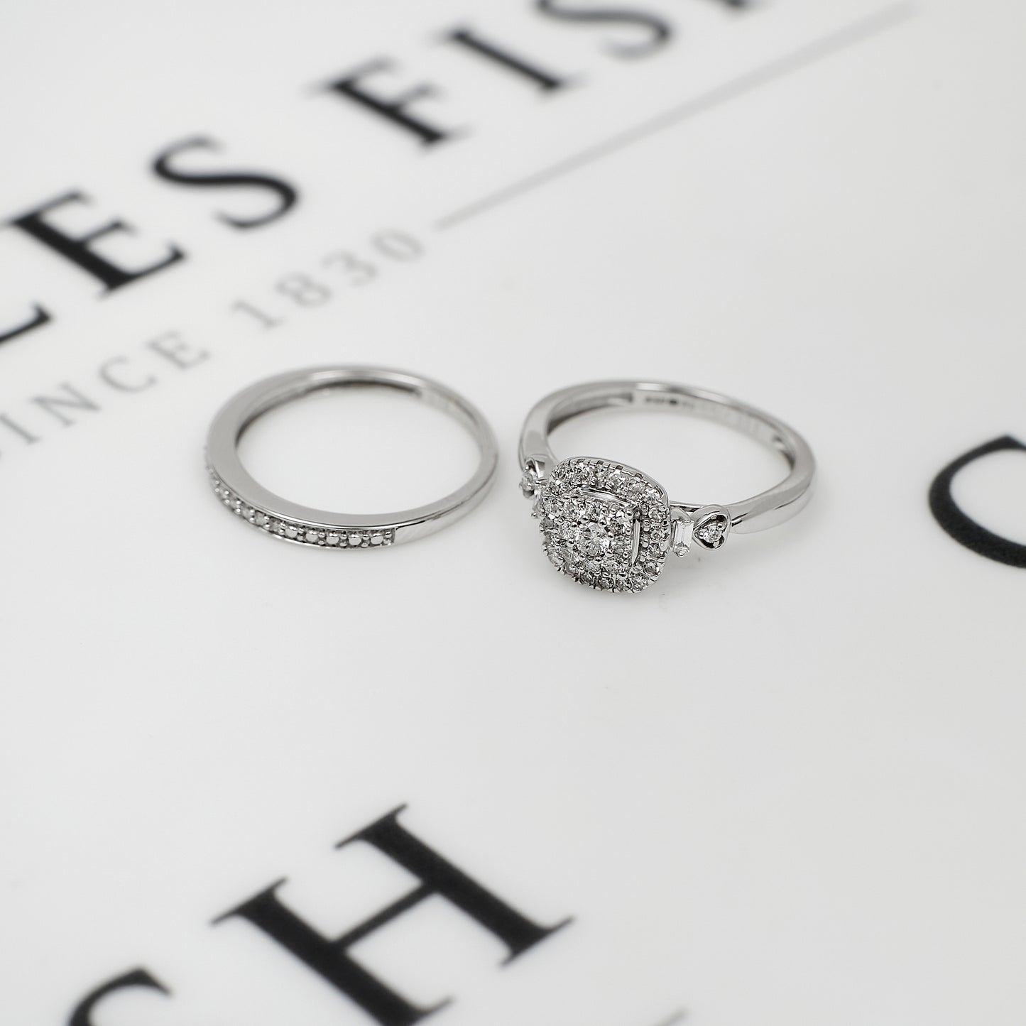 Pre-Owned 9ct White Gold 2 Piece Diamond Ring Wedding Set