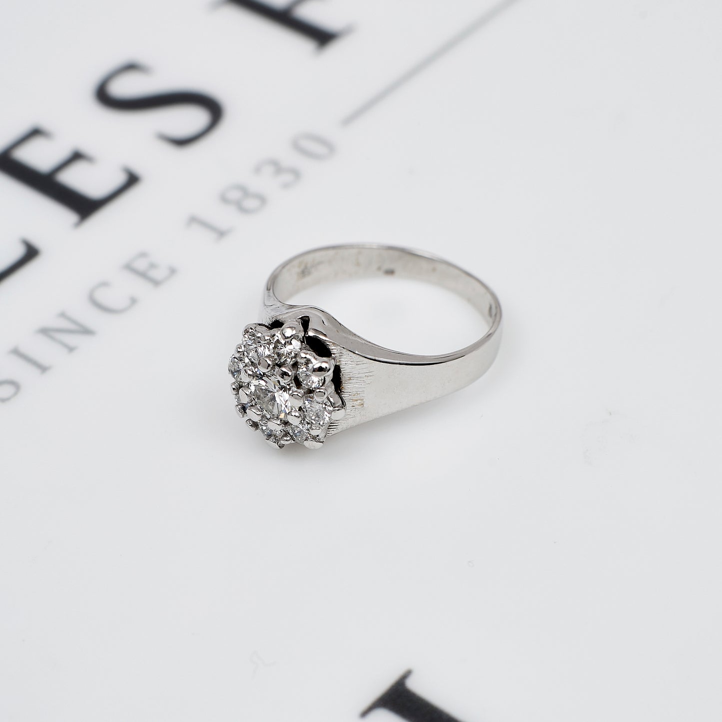 Pre-Owned 18ct White Gold Vintage Diamond Cluster Dress Ring