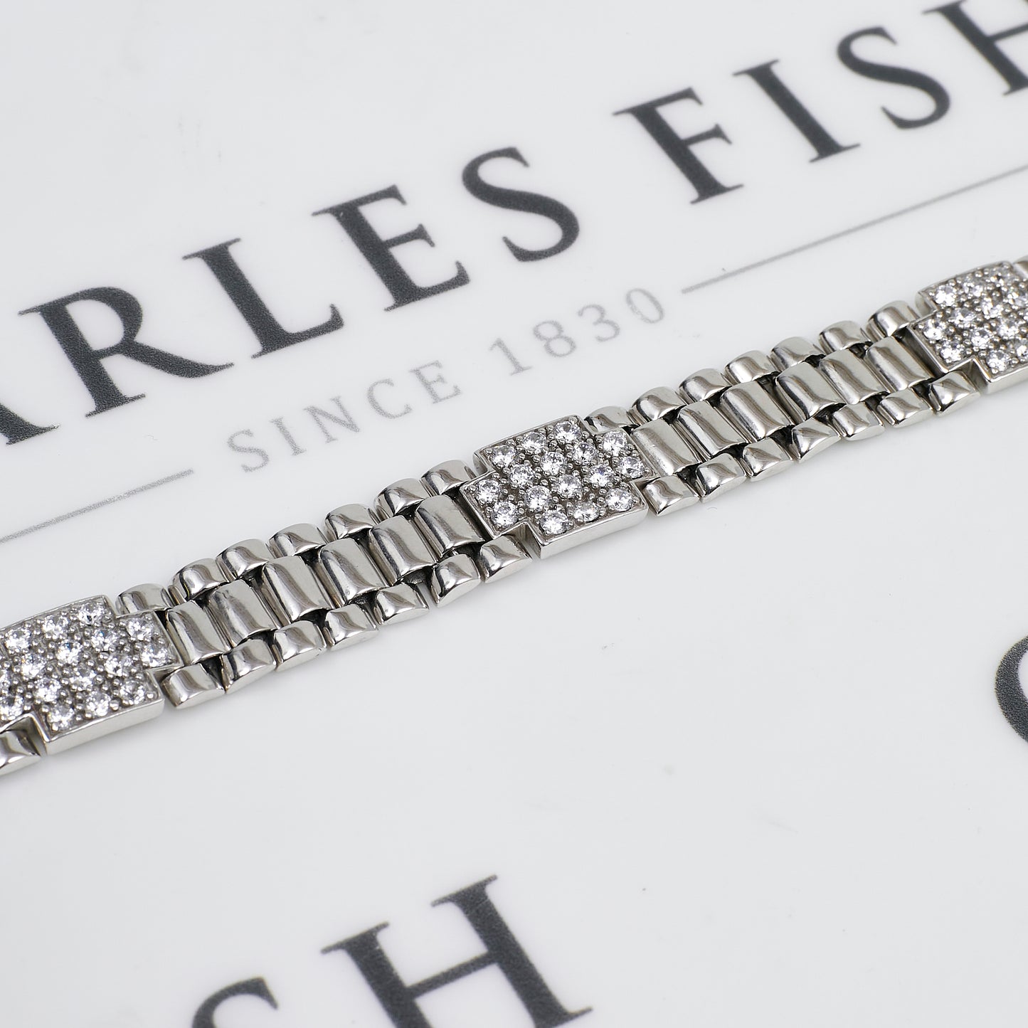 Pre-Owned 9ct White Gold CZ Watch Link Bracelet 7 Inch