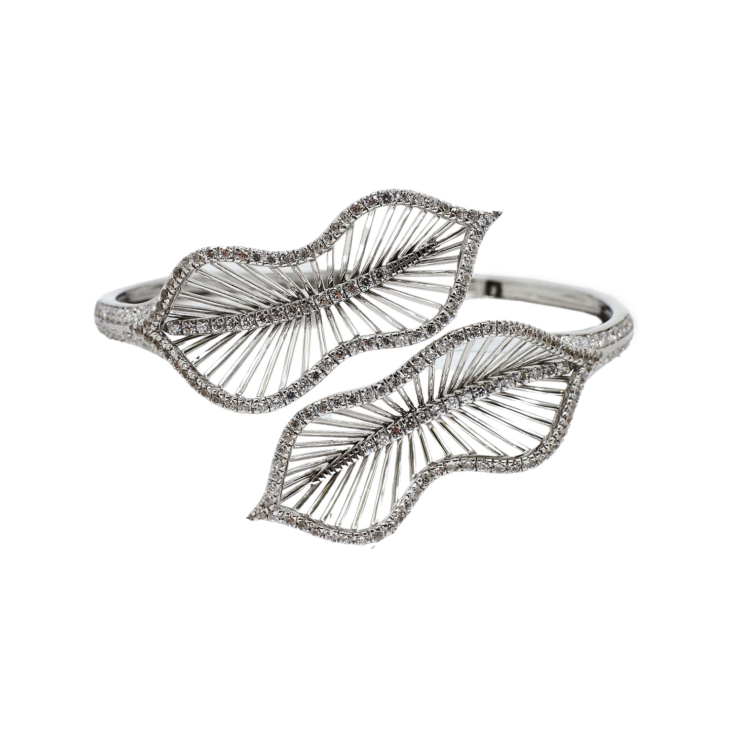 Pre-Owned 18ct White Gold CZ Double Leaf Hinged Bangle
