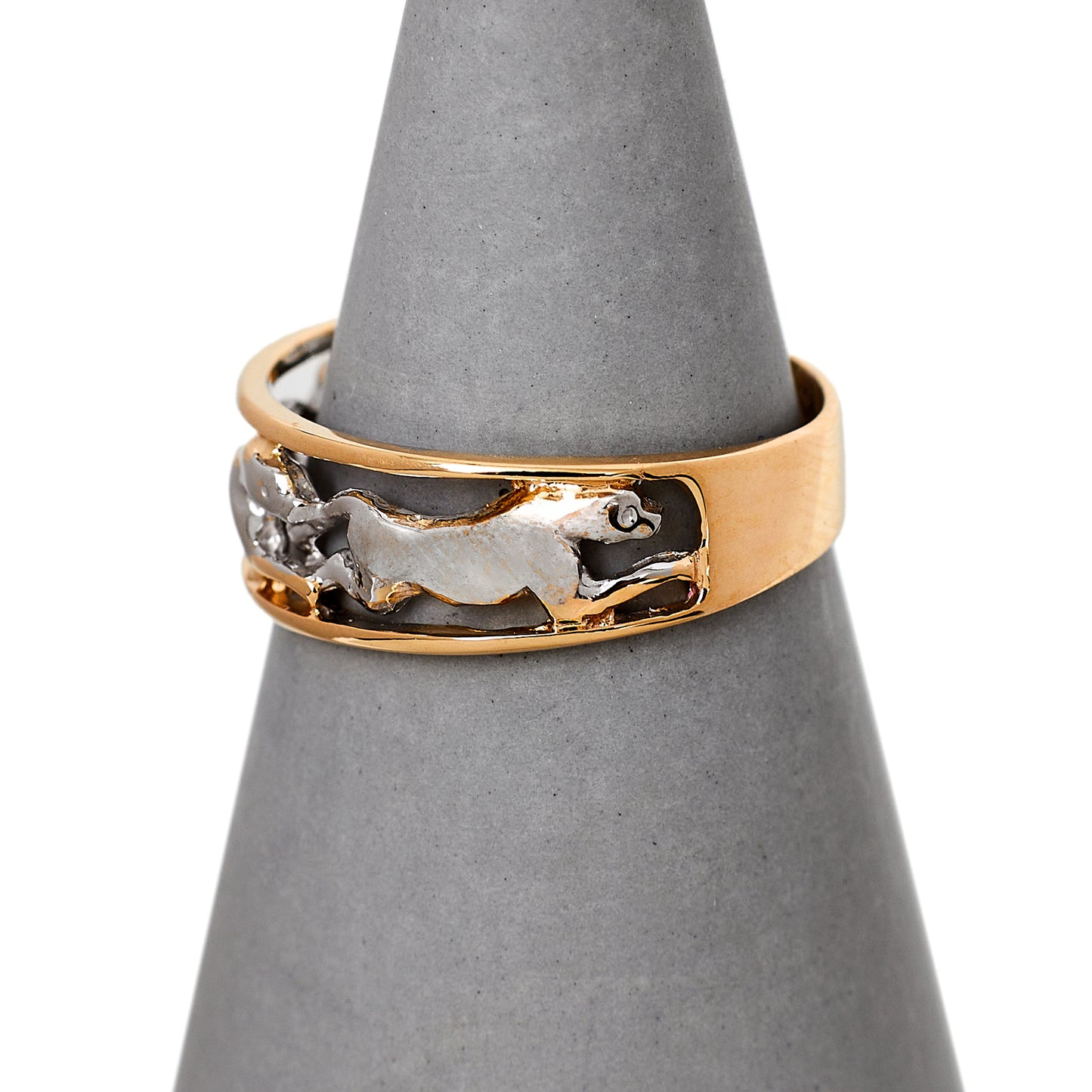 Pre-Owned 9ct Gold Two-Tone Panther Band Ring Size M