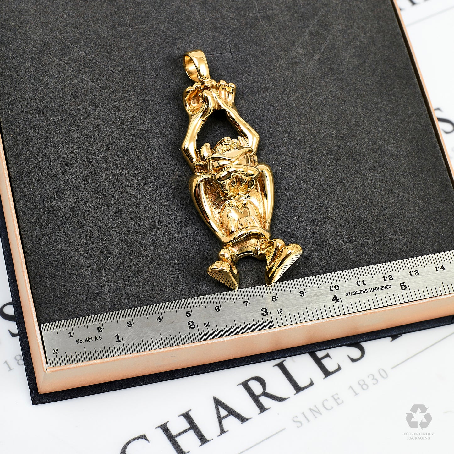 Pre-Owned 9ct Gold Oversized Tasmanian Devil Pendant