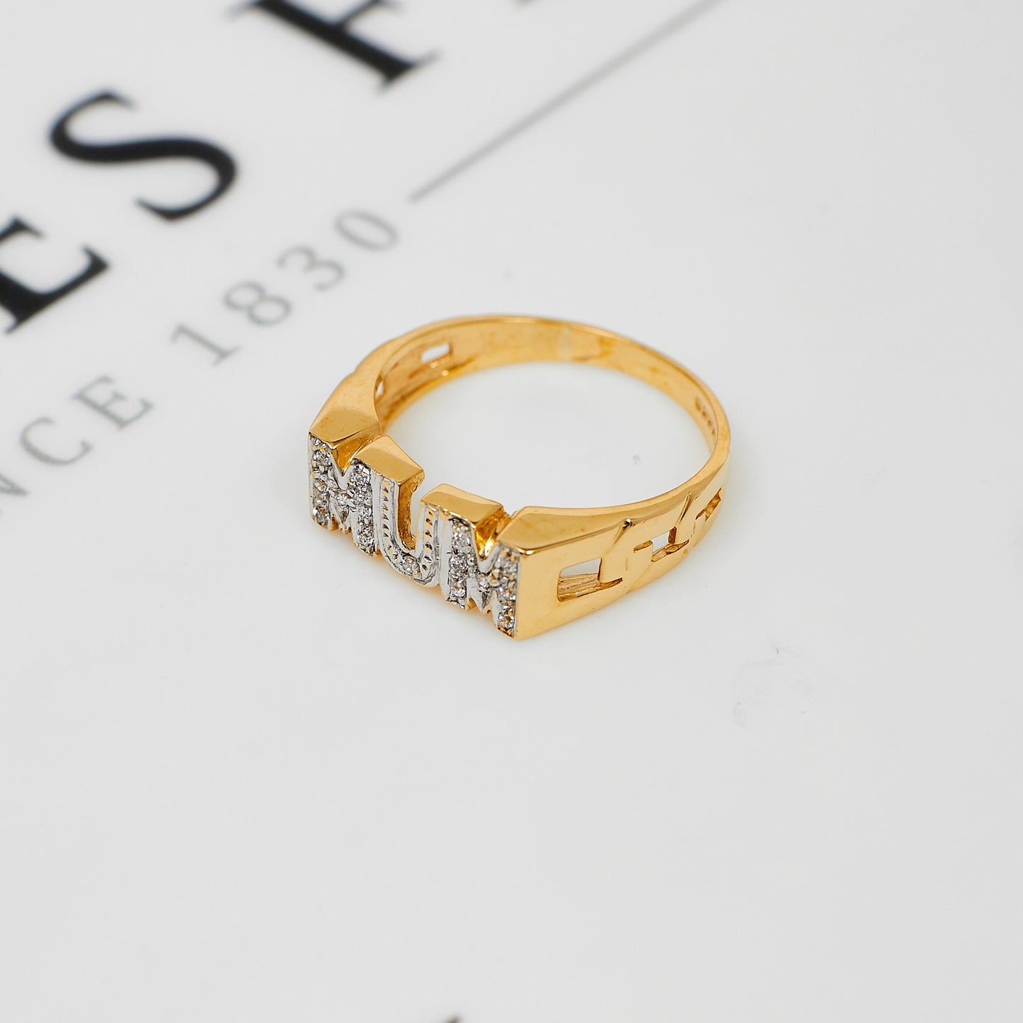 Pre-Owned 9ct Gold CZ MUM Cherish Ring Size Q.5
